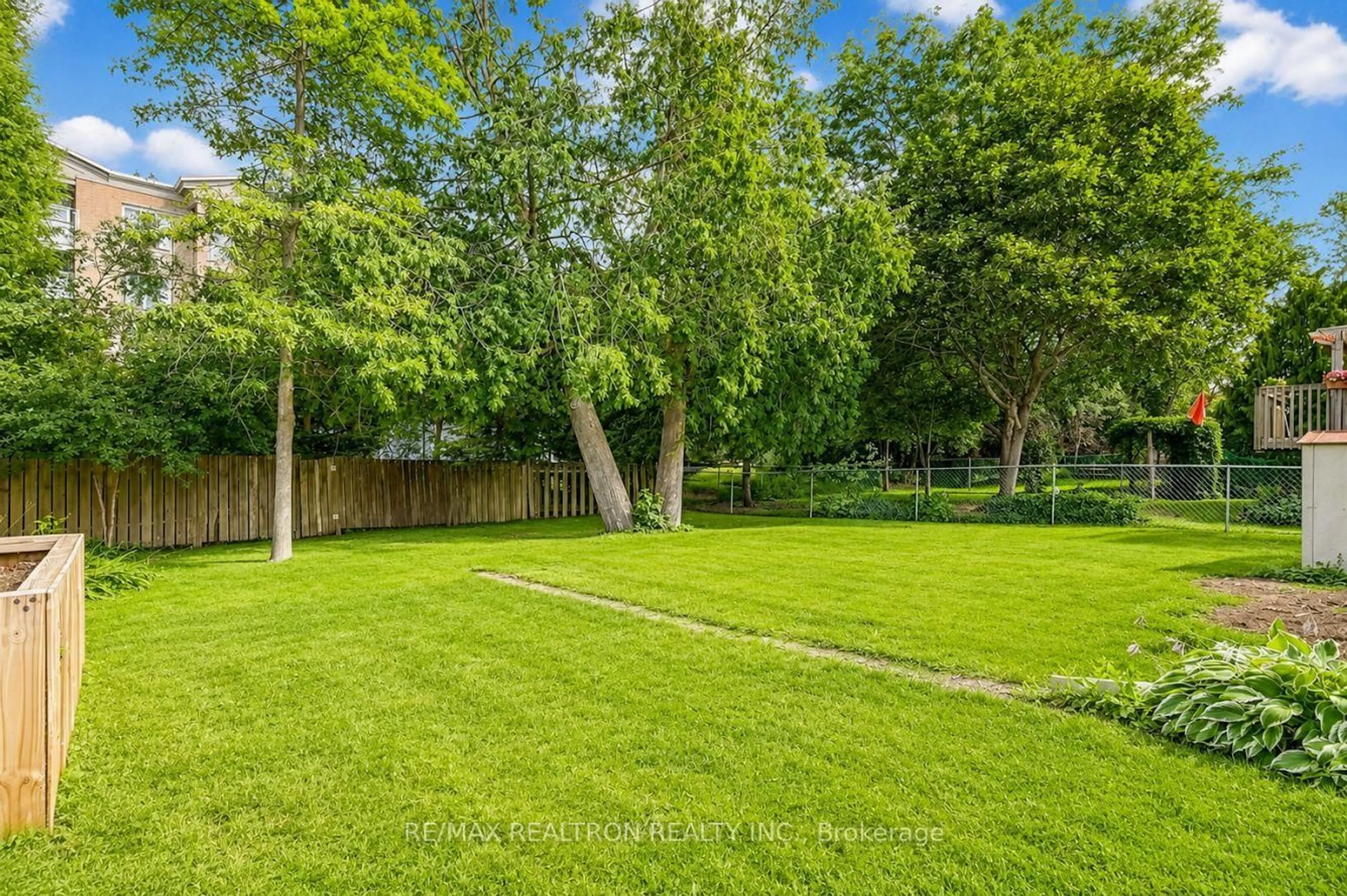 Patio, forest/trees view for 938 Whitefield Dr, Peterborough Ontario K9J 7V9