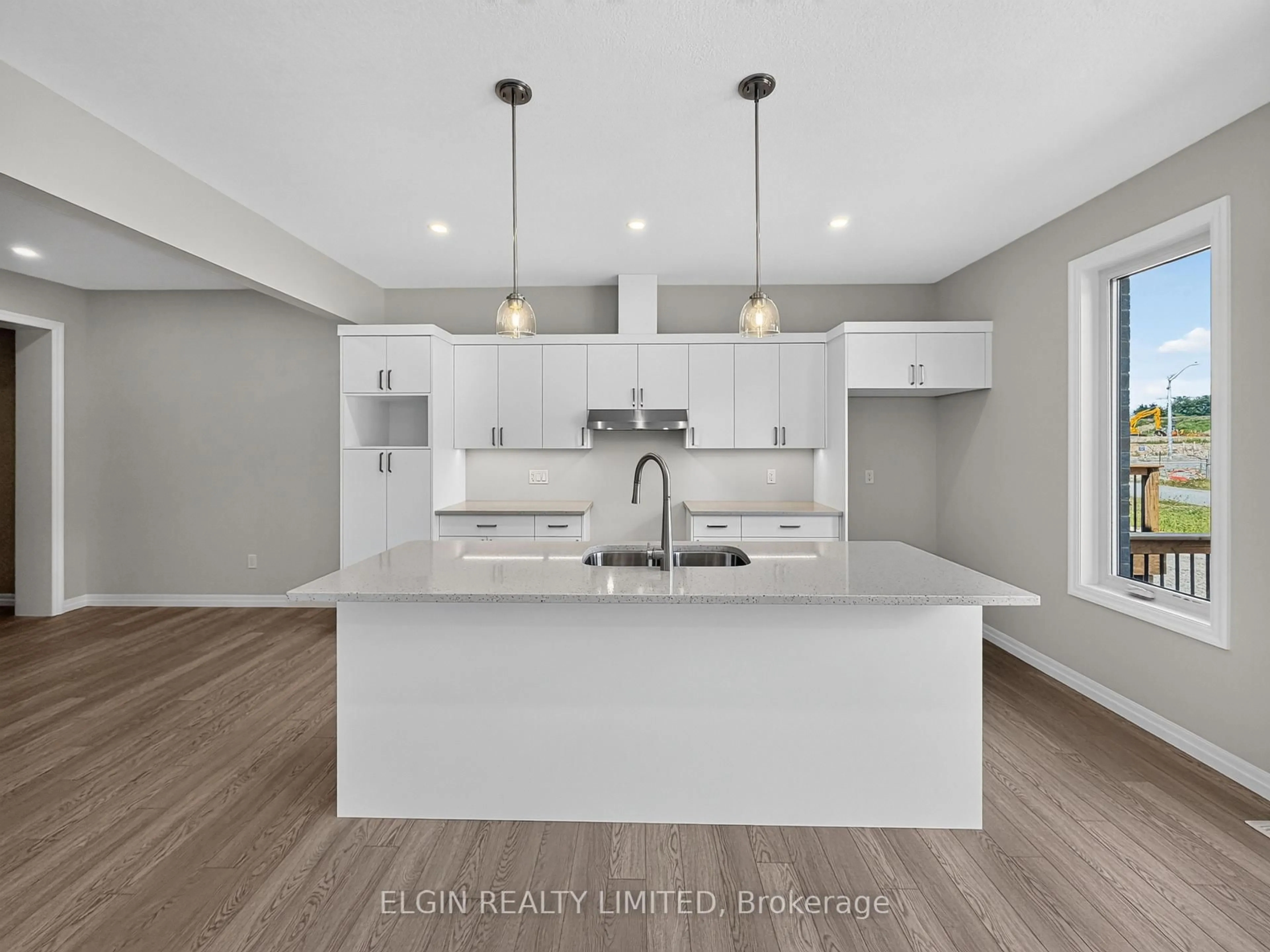 Open concept kitchen, unknown for 40 Finch St, Tillsonburg Ontario N4G 0L9