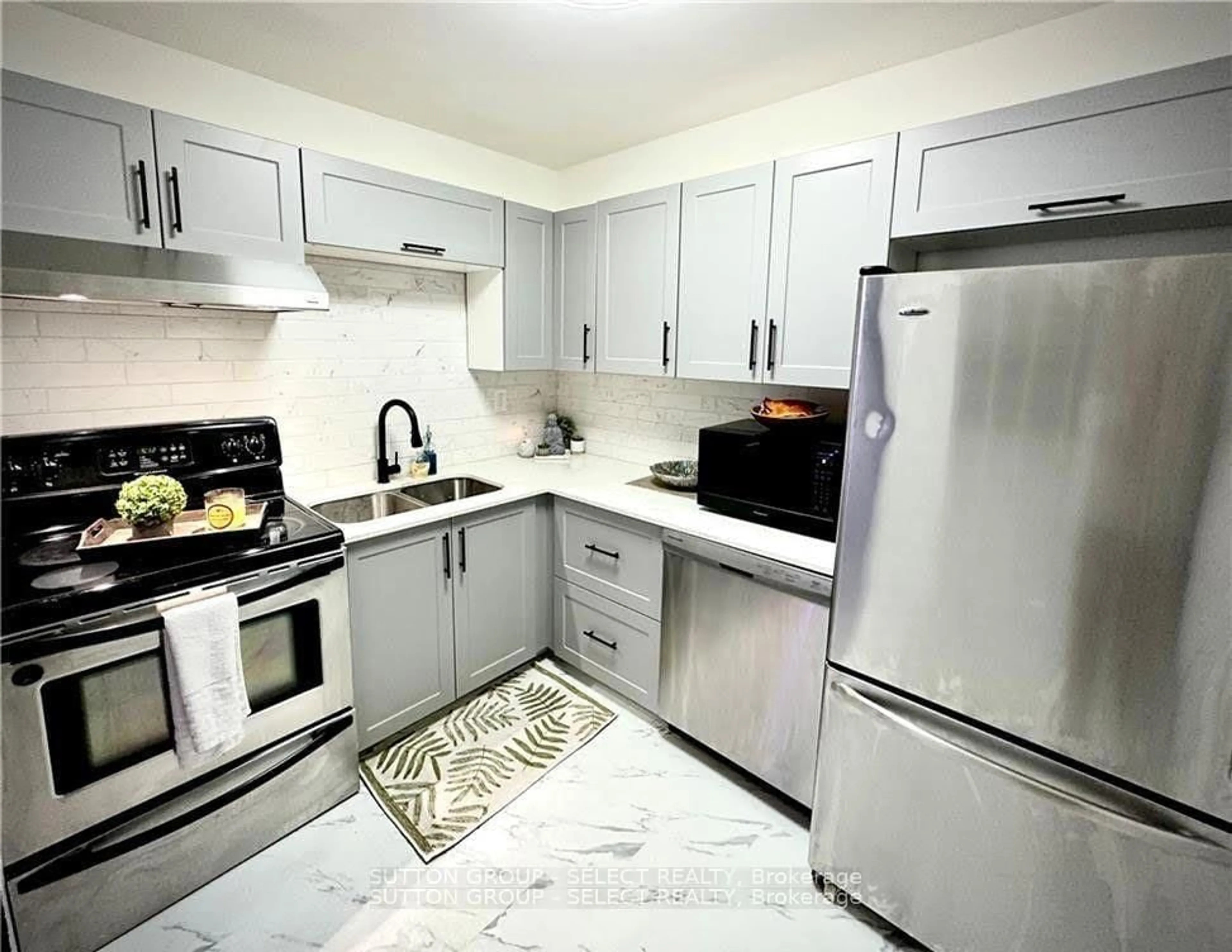 Standard kitchen, unknown for 563 Mornington Ave #212, London East Ontario N5Y 4T8