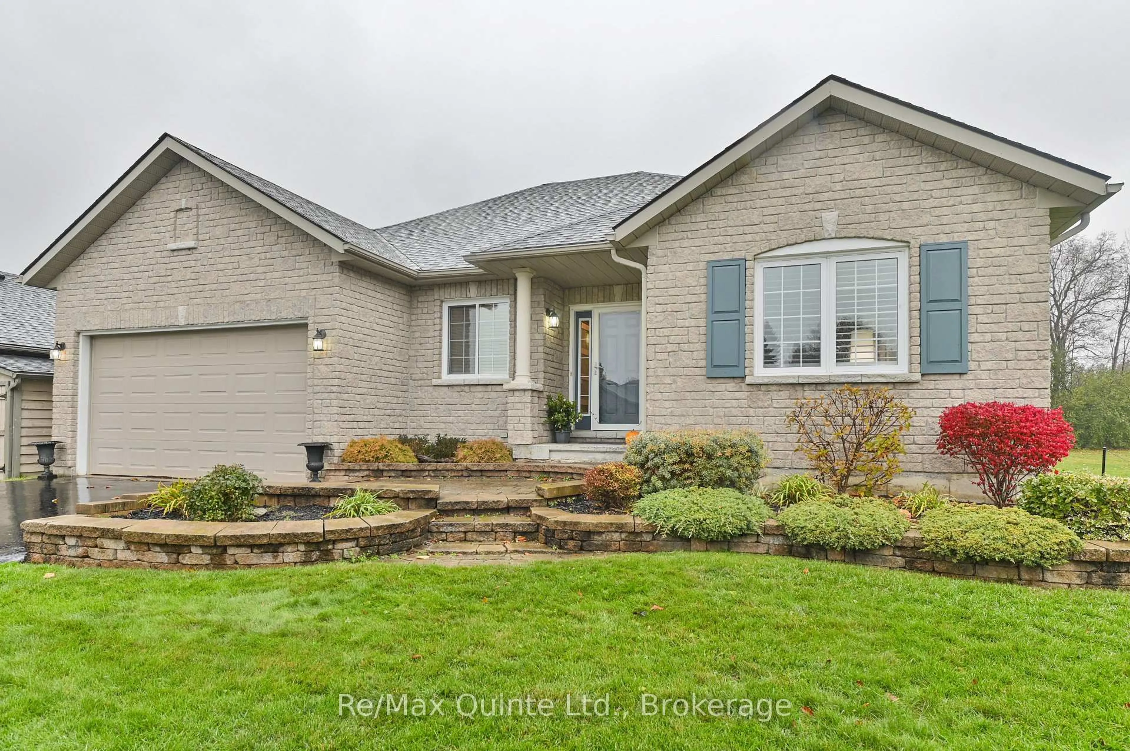 Home with brick exterior material, street for 5 Hickory Crt, Brighton Ontario K0K 1H0