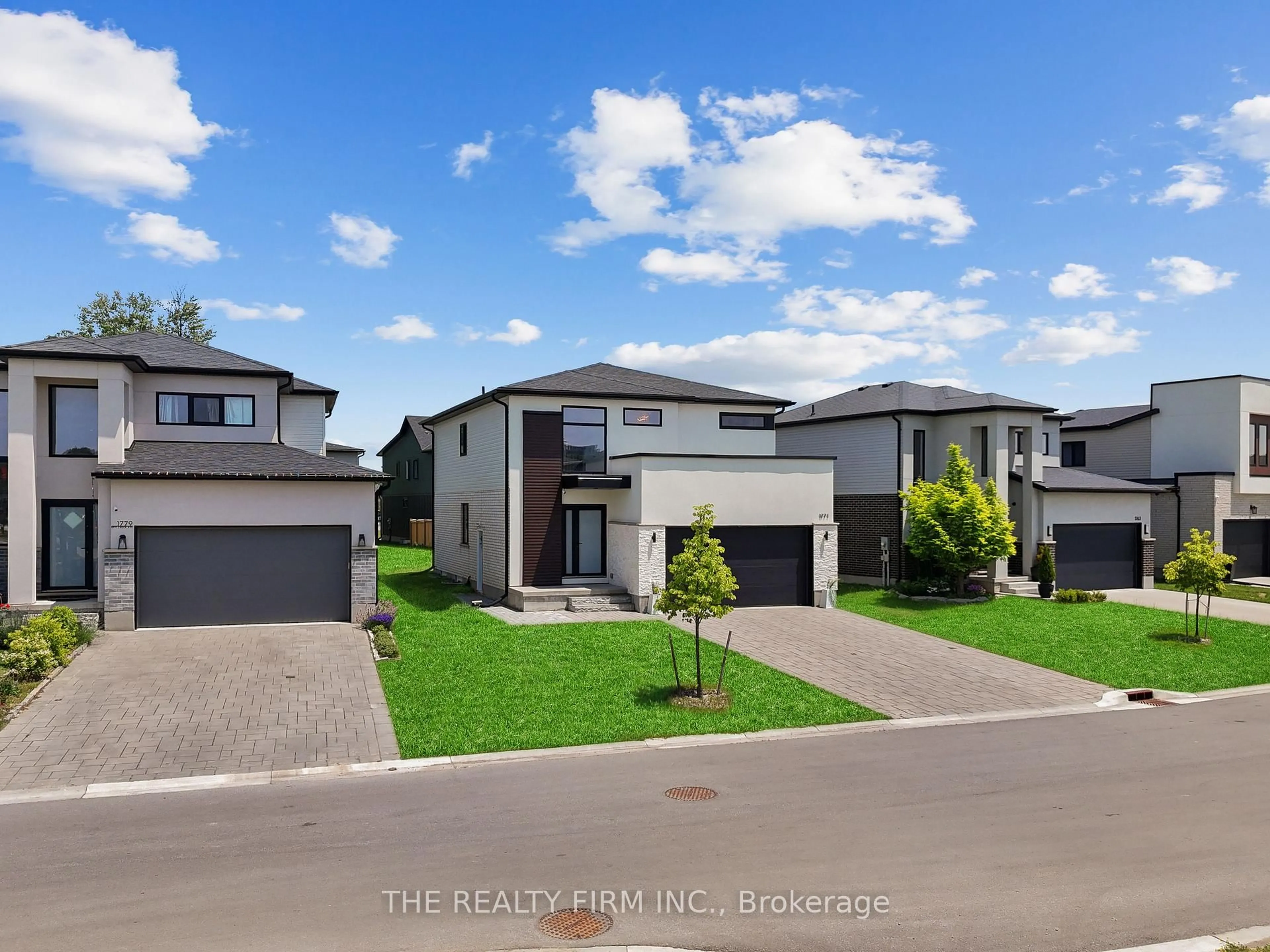 A pic from outside/outdoor area/front of a property/back of a property/a pic from drone, street for 1771 Applerock Ave, London North Ontario N6G 0X7