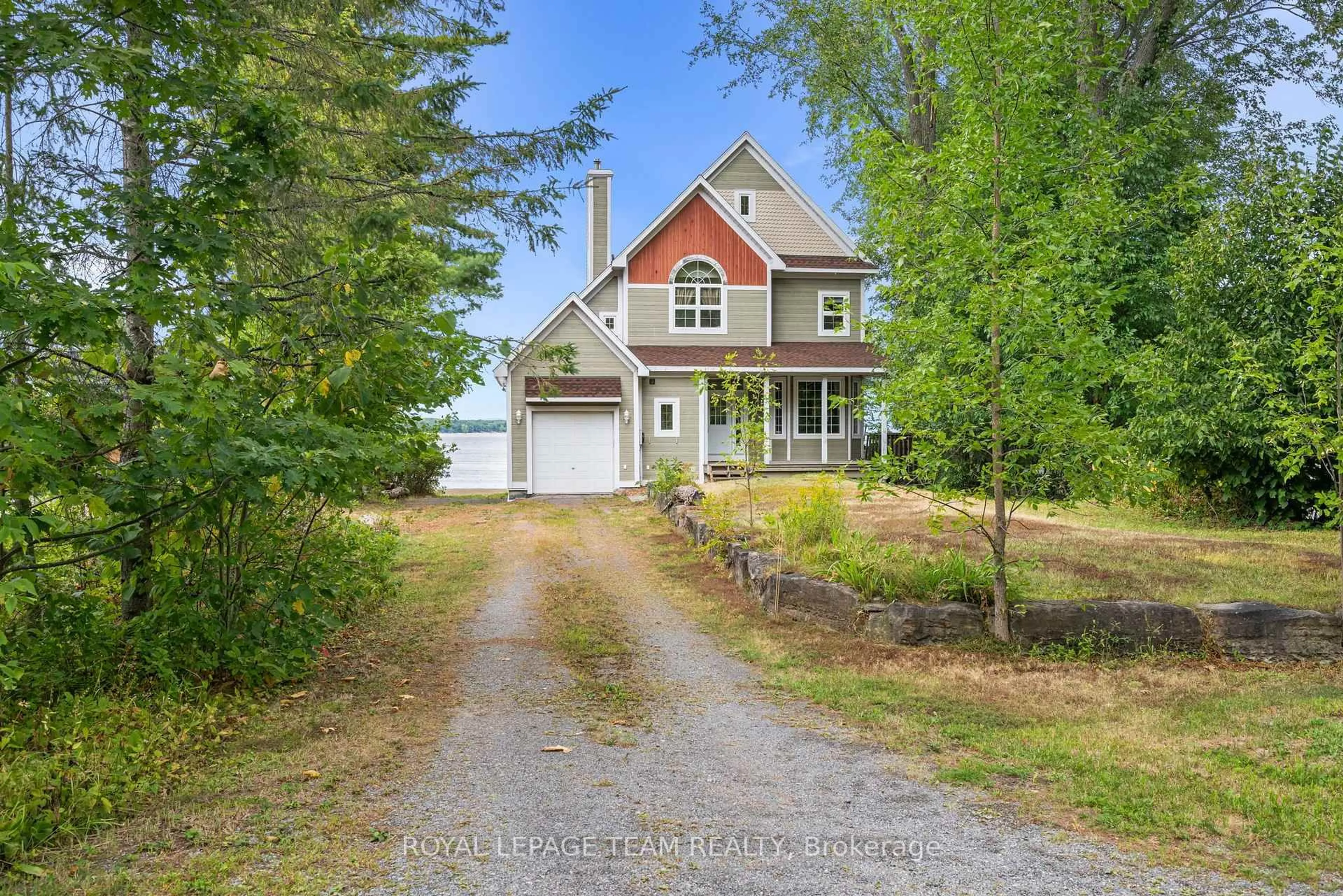 A pic from outside/outdoor area/front of a property/back of a property/a pic from drone, water/lake/river/ocean view for 4310 Armitage Ave, Ottawa Ontario K0A 1T0