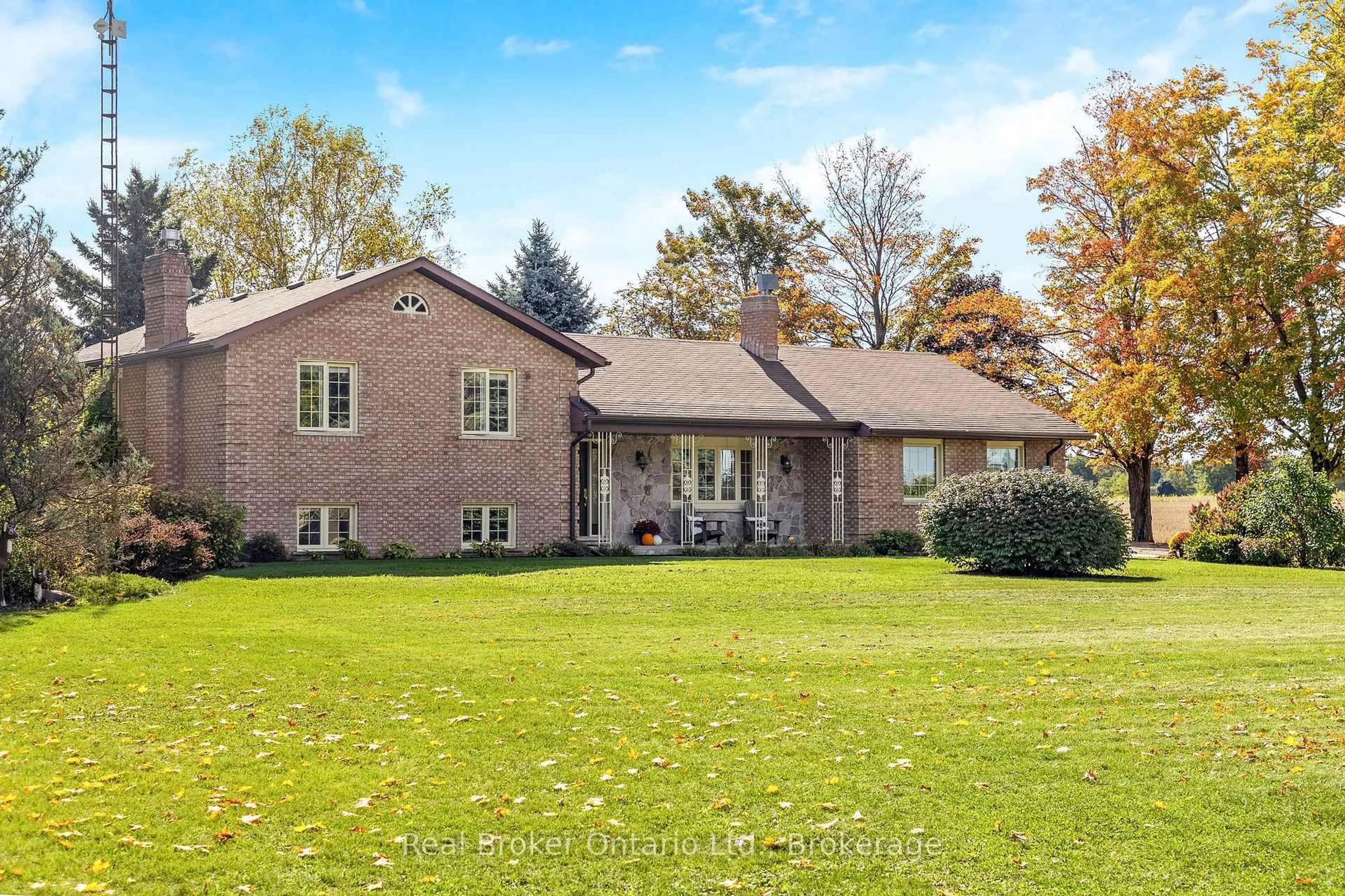 Home with brick exterior material, unknown for 8759 Wellington 124 Rd, Erin Ontario N1H 6H7