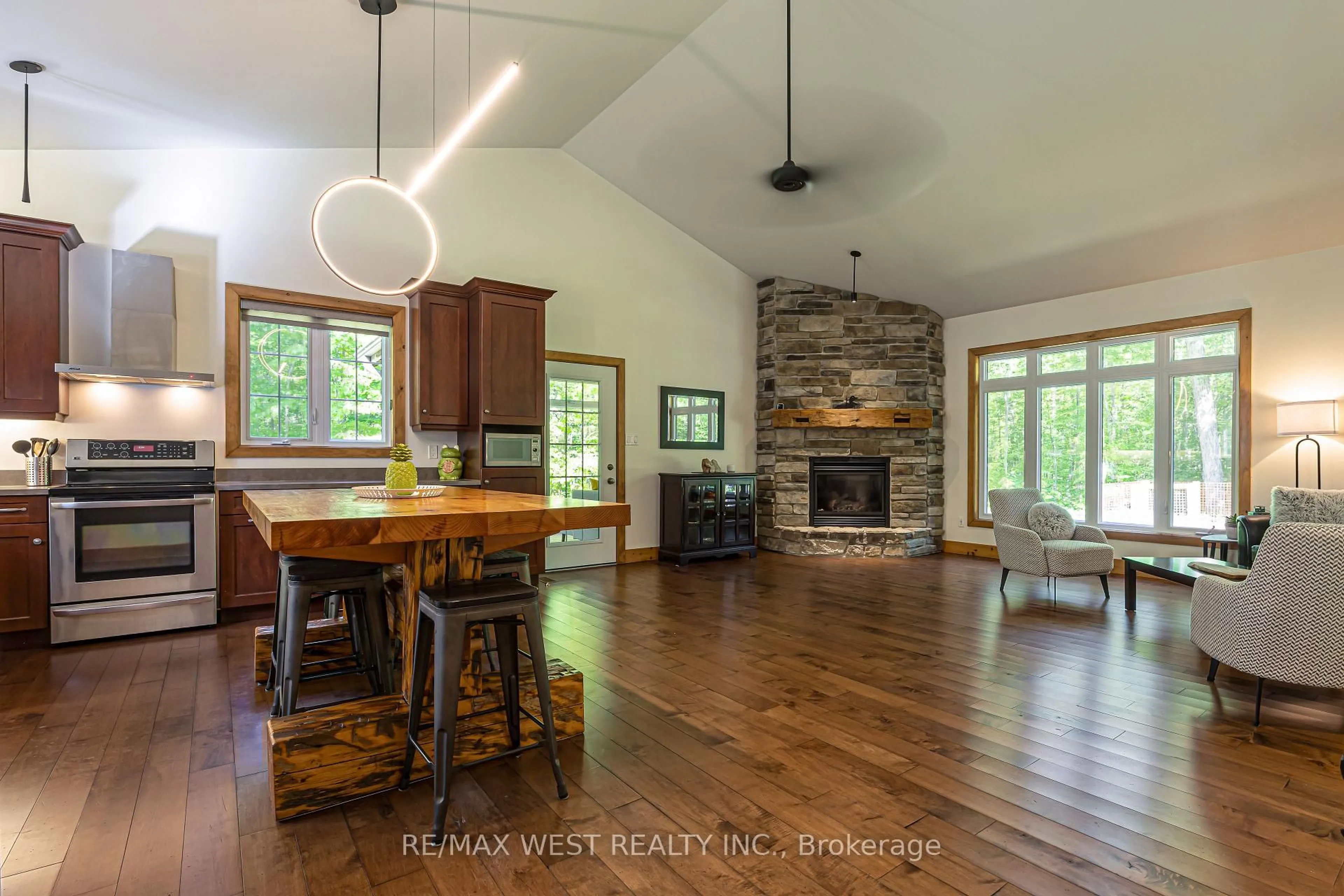 Open concept kitchen, unknown for 215 Flatrock Rd, Belleville Ontario K0K 2Y0