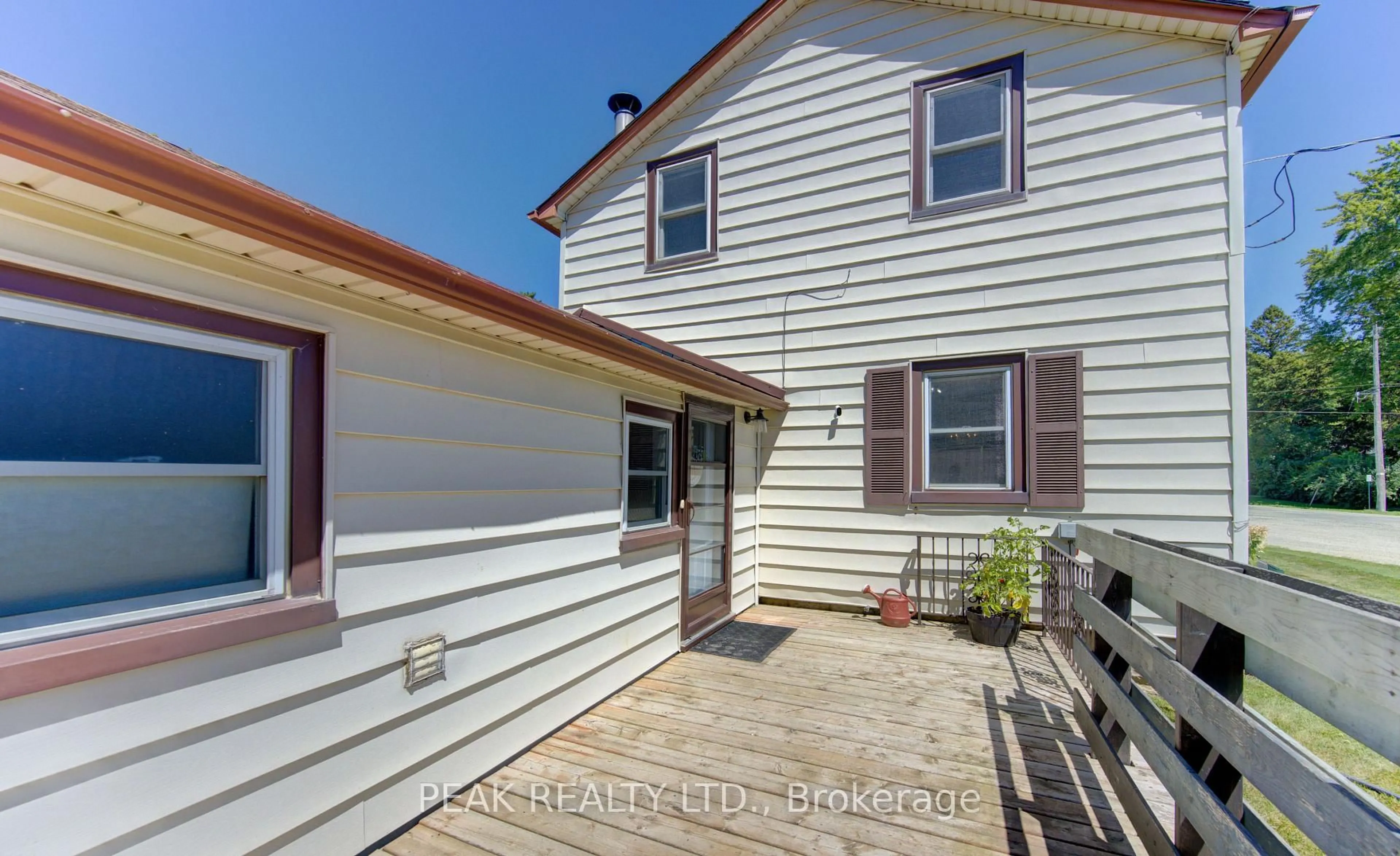 Home with vinyl exterior material, street for 905979 Township Road 12 Rd, Blandford-Blenheim Ontario N0J 1B0