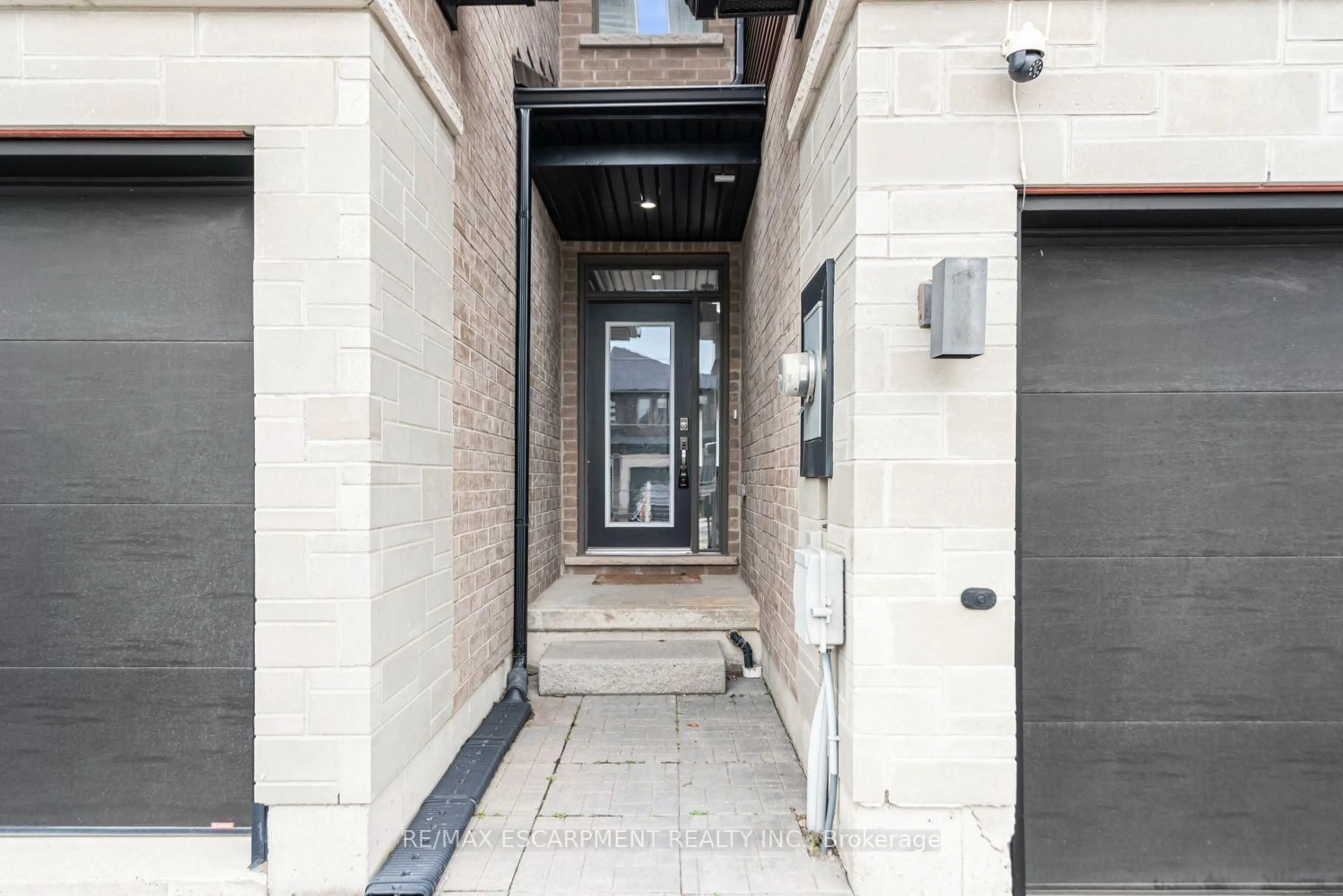 Unknown for 55 Greenwich Ave, Hamilton Ontario L8J 0L6