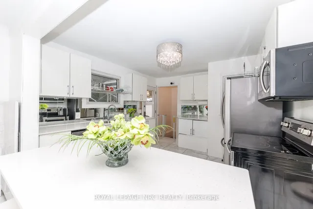 7 Vera St, St. Catharines 5