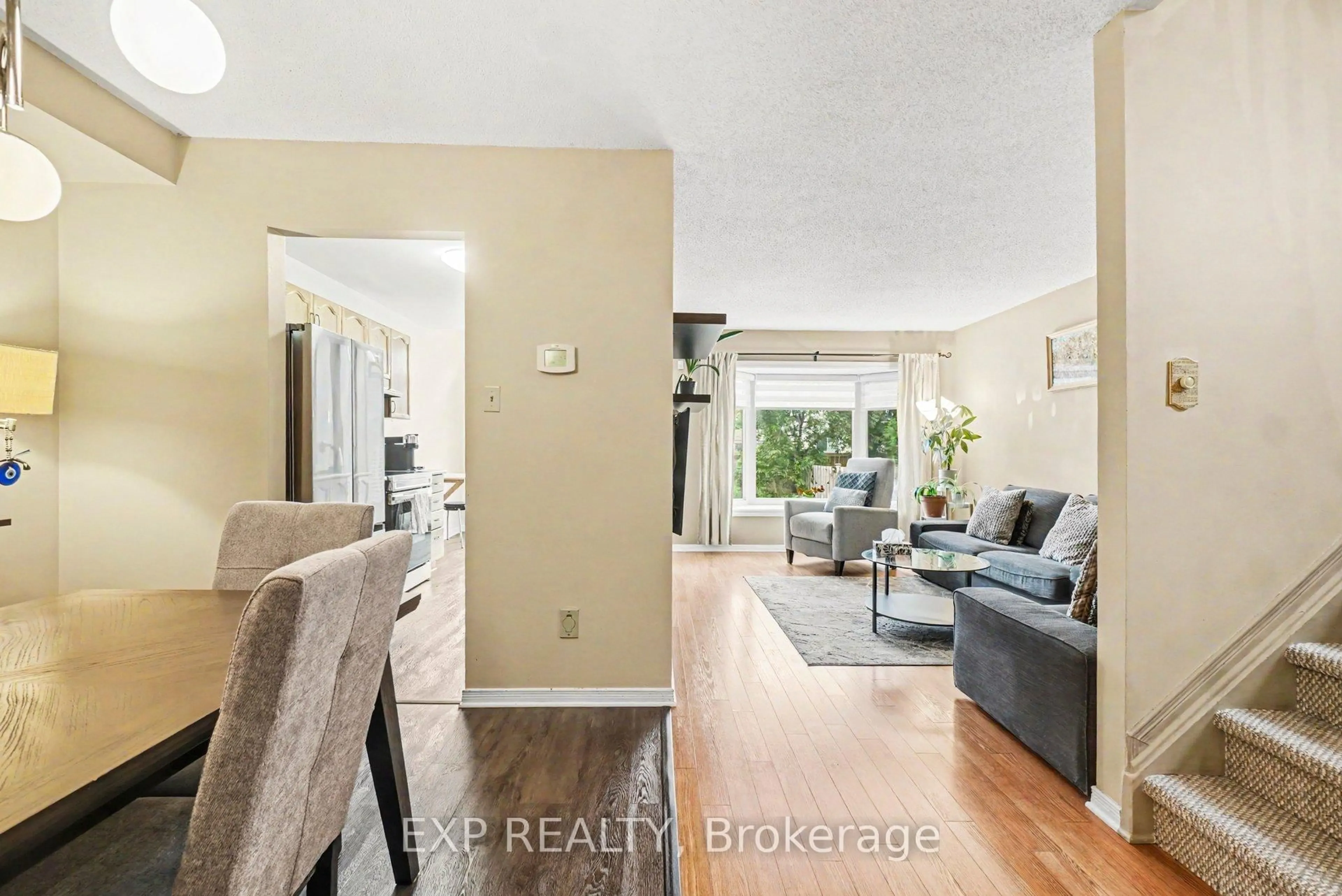 Living room with furniture, unknown for 11 Longshire Circ, Ottawa Ontario K2J 4K7