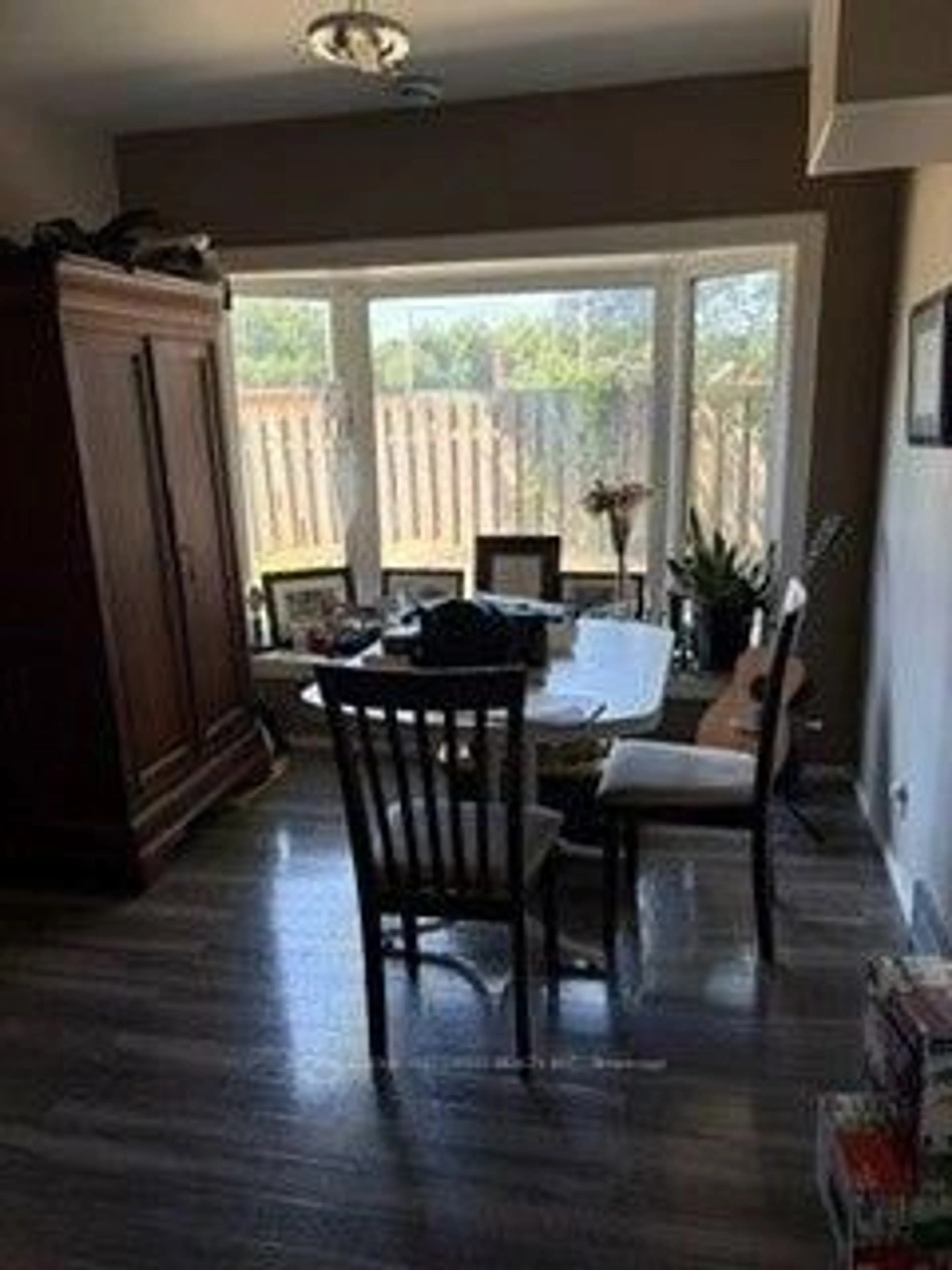 Dining room, unknown for 1136 Brydges St, London East Ontario N5W 2B7