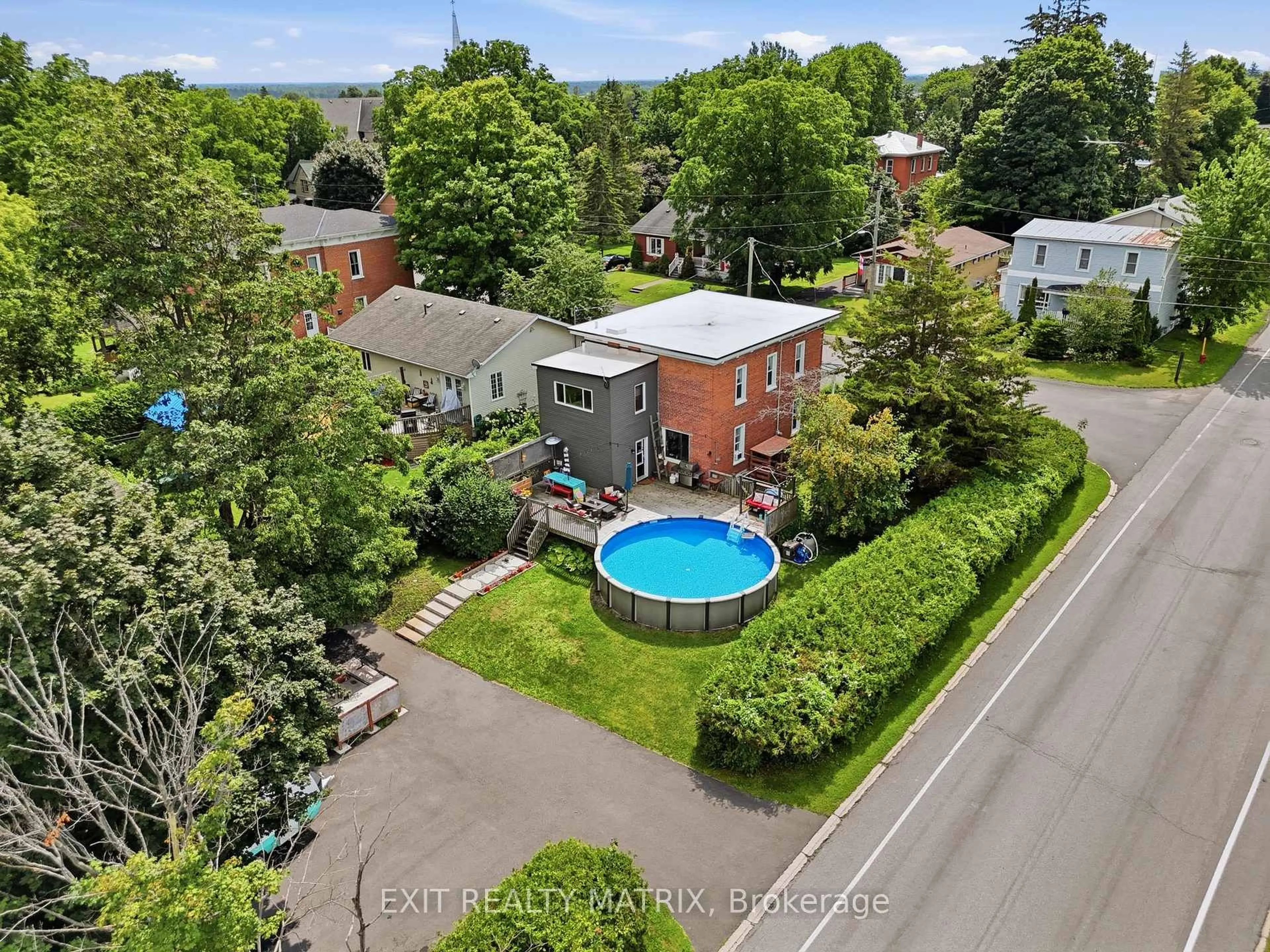 A pic from outside/outdoor area/front of a property/back of a property/a pic from drone, street for 89 Grout St, Champlain Ontario K0B 1R0