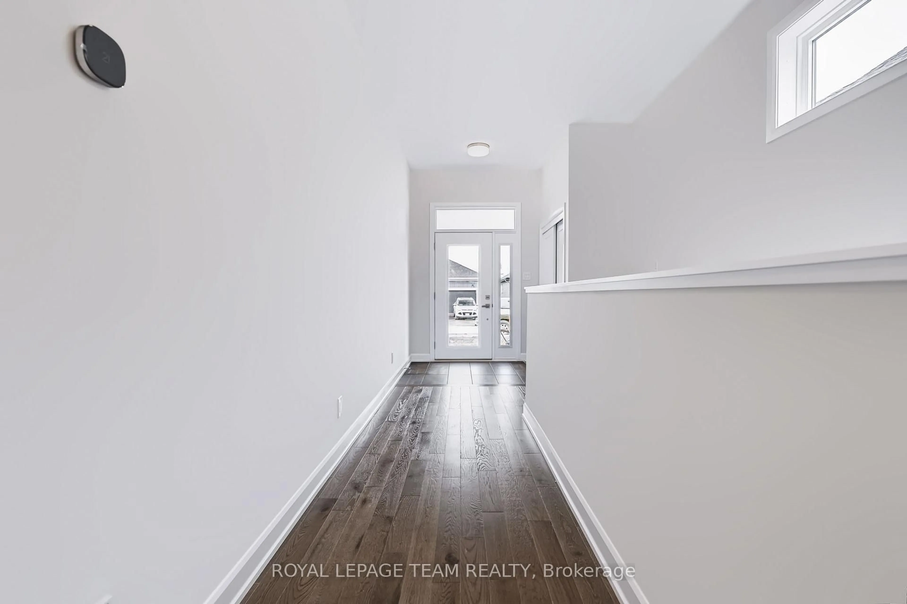 Indoor entryway for 237 Hannam Bud Way, Ottawa Ontario K4M 0T7