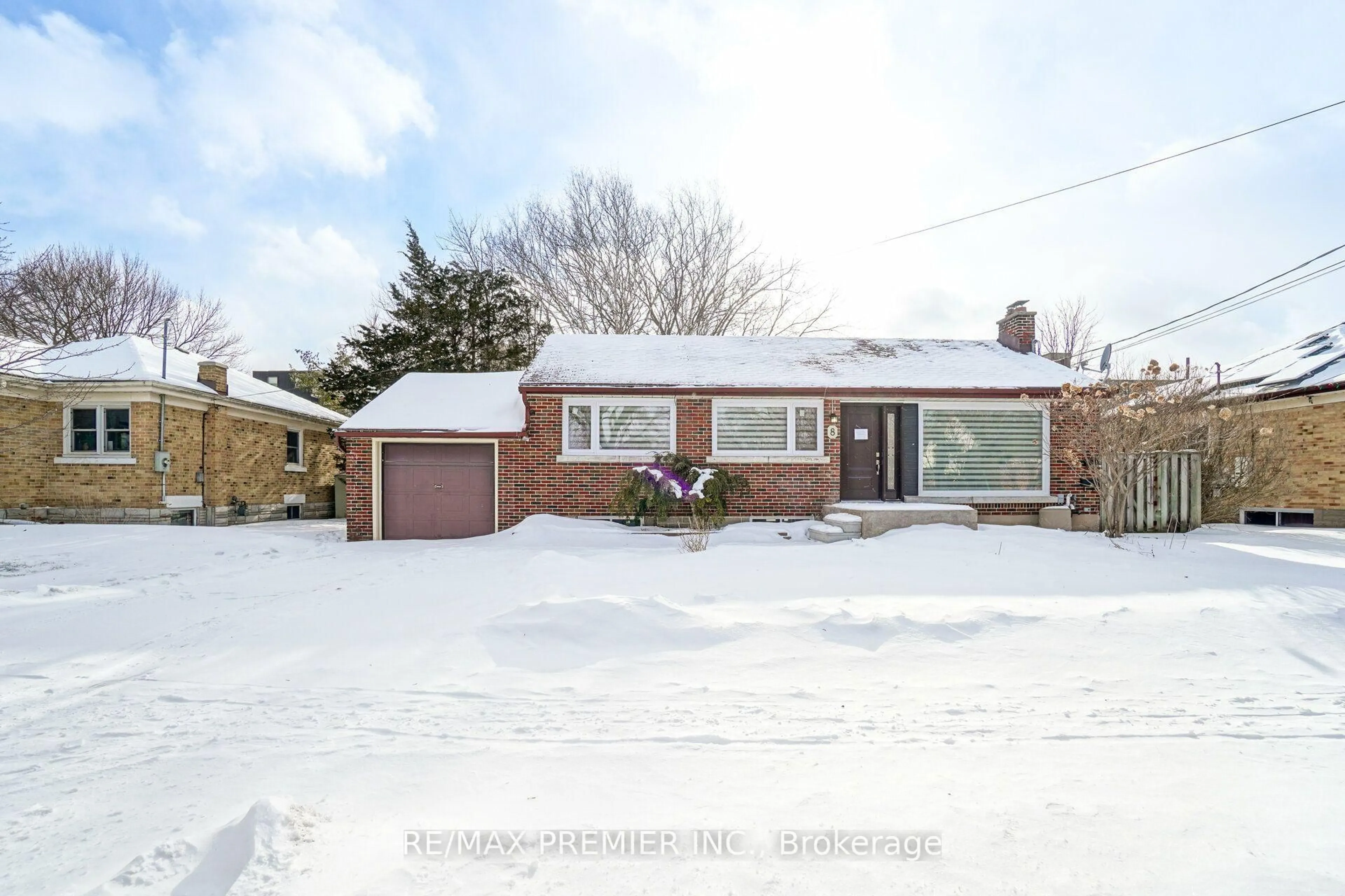 A pic from outside/outdoor area/front of a property/back of a property/a pic from drone, street for 8 Marlborough Rd, Guelph Ontario N1E 3X2