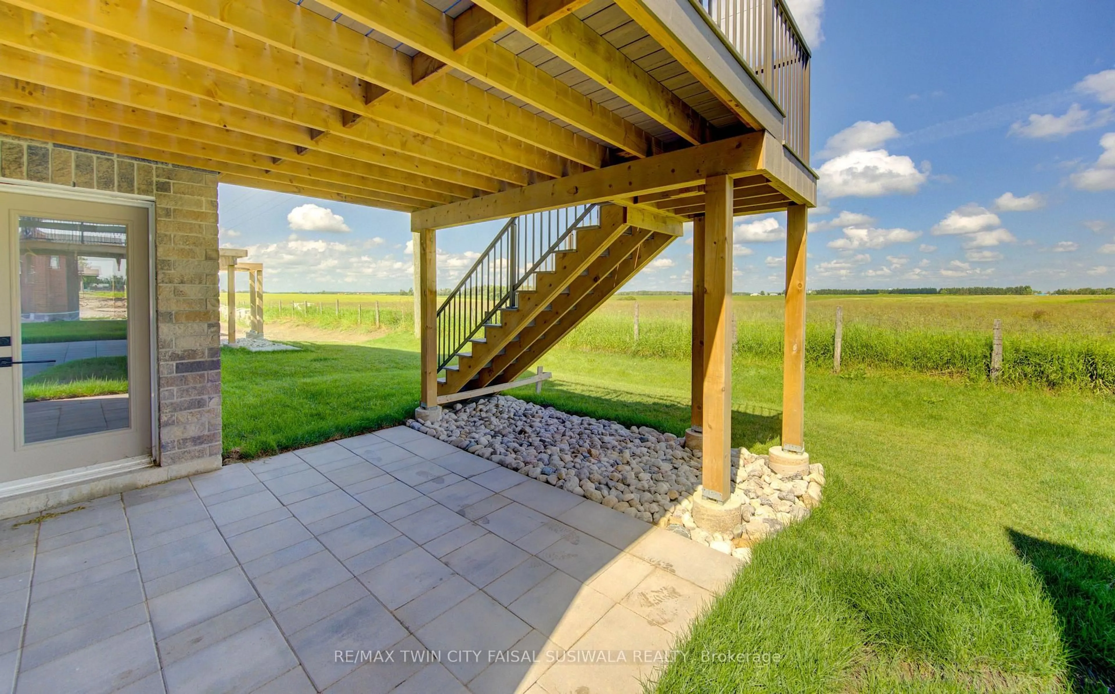 Patio, water/lake/river/ocean view for 100 BEDELL Dr, Mapleton Ontario N0G 1P0