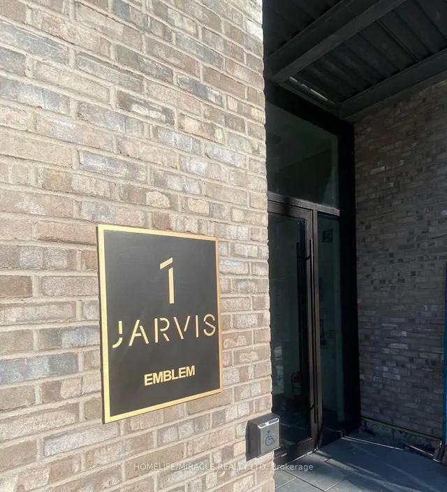 1 Jarvis St #521, Hamilton 2