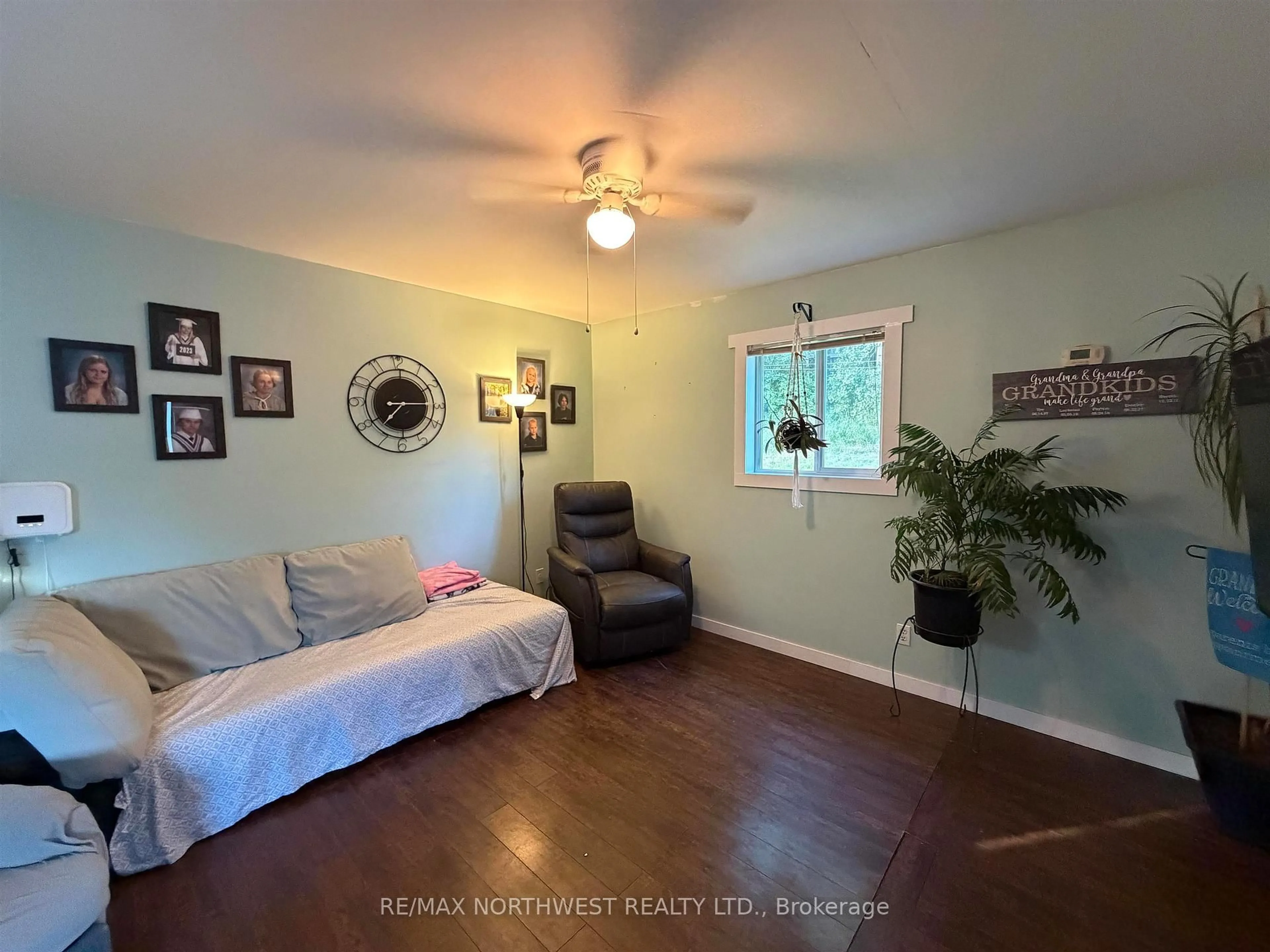A pic of a room for 16 James Road, Kenora Ontario P9N 0E2