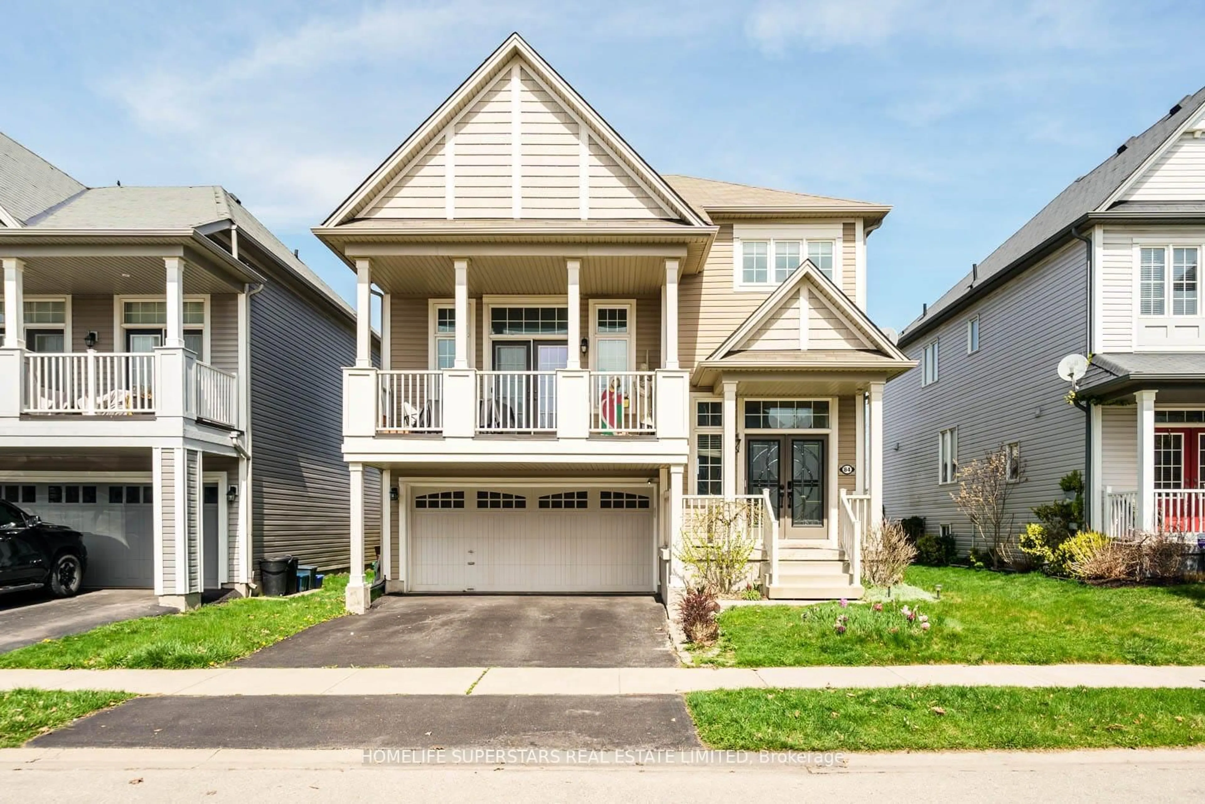 Home with vinyl exterior material, street for 84 Lambert Cres, Brantford Ontario N3T 0E9