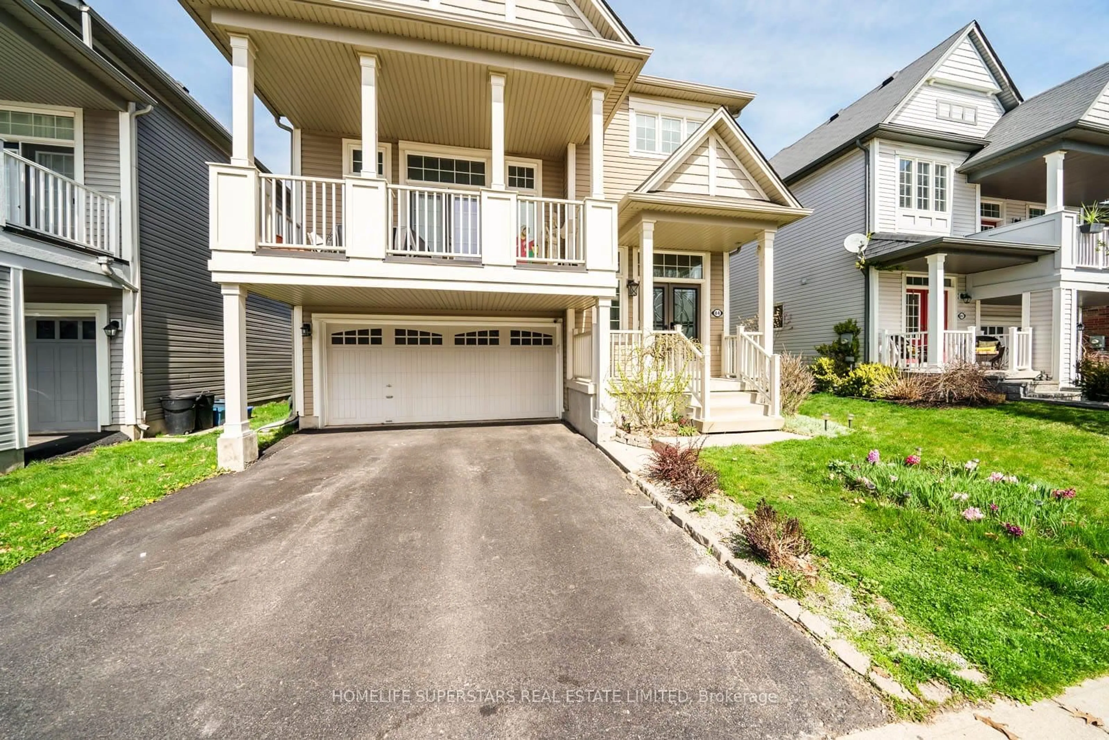 Home with vinyl exterior material, street for 84 Lambert Cres, Brantford Ontario N3T 0E9