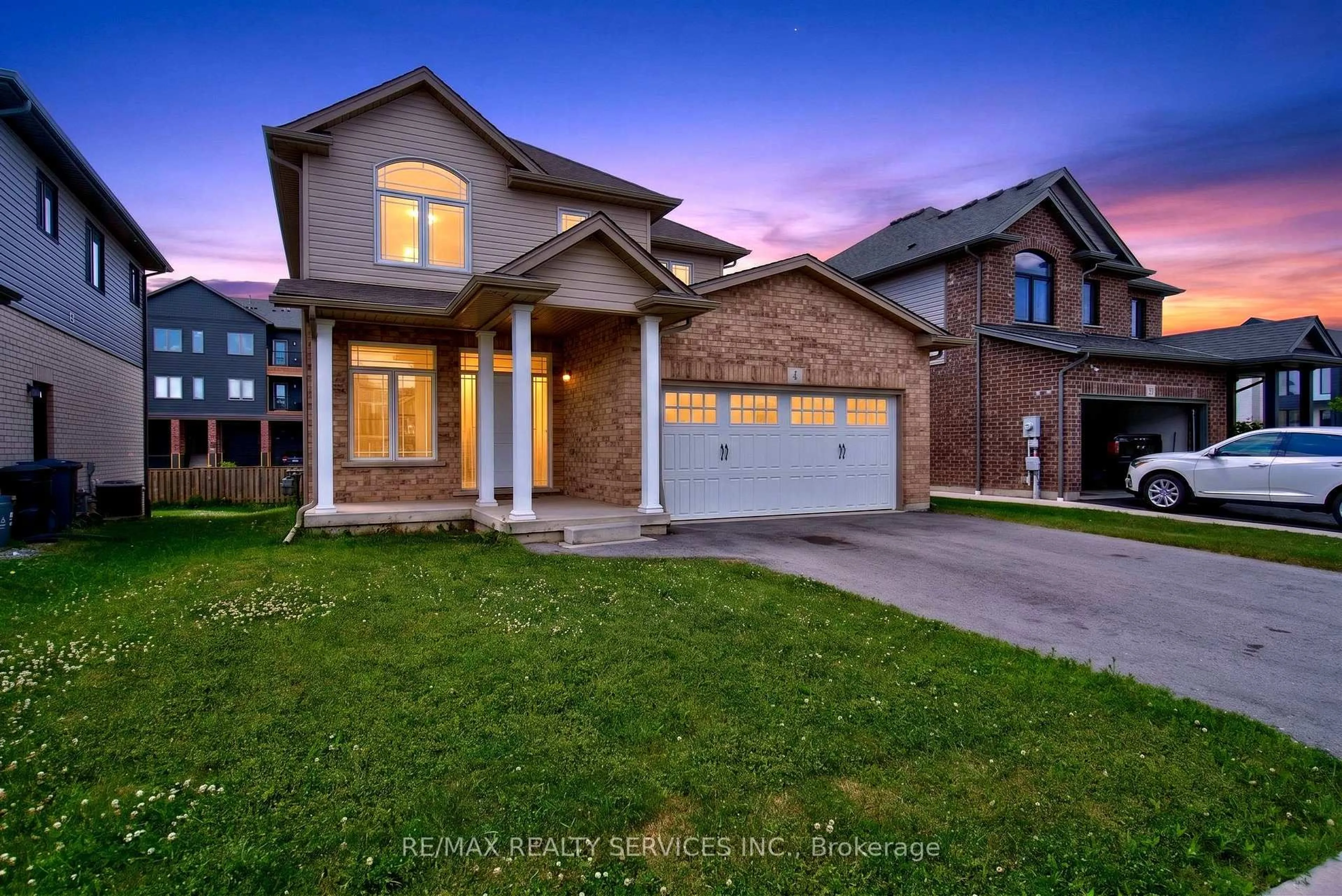 Home with brick exterior material, street for 4 Bergenstein Cres, Pelham Ontario L3E 0G7