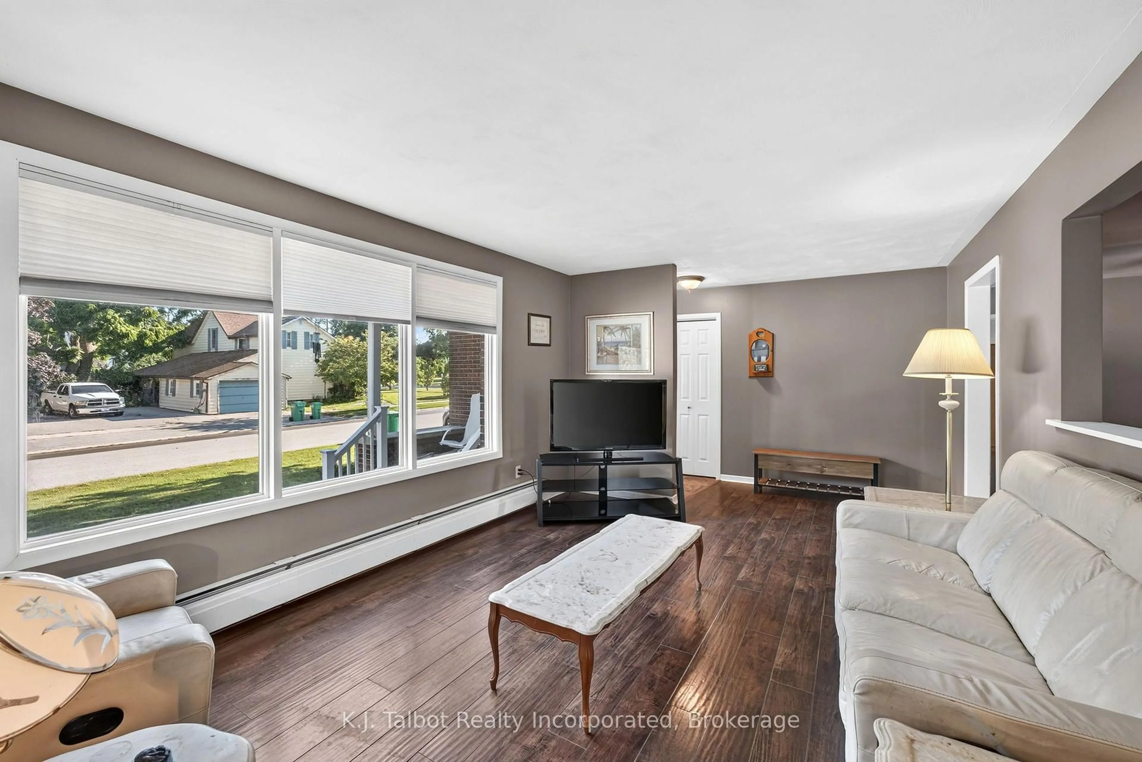 Living room with furniture, unknown for 85 Picton St, Goderich Ontario N7A 2C4