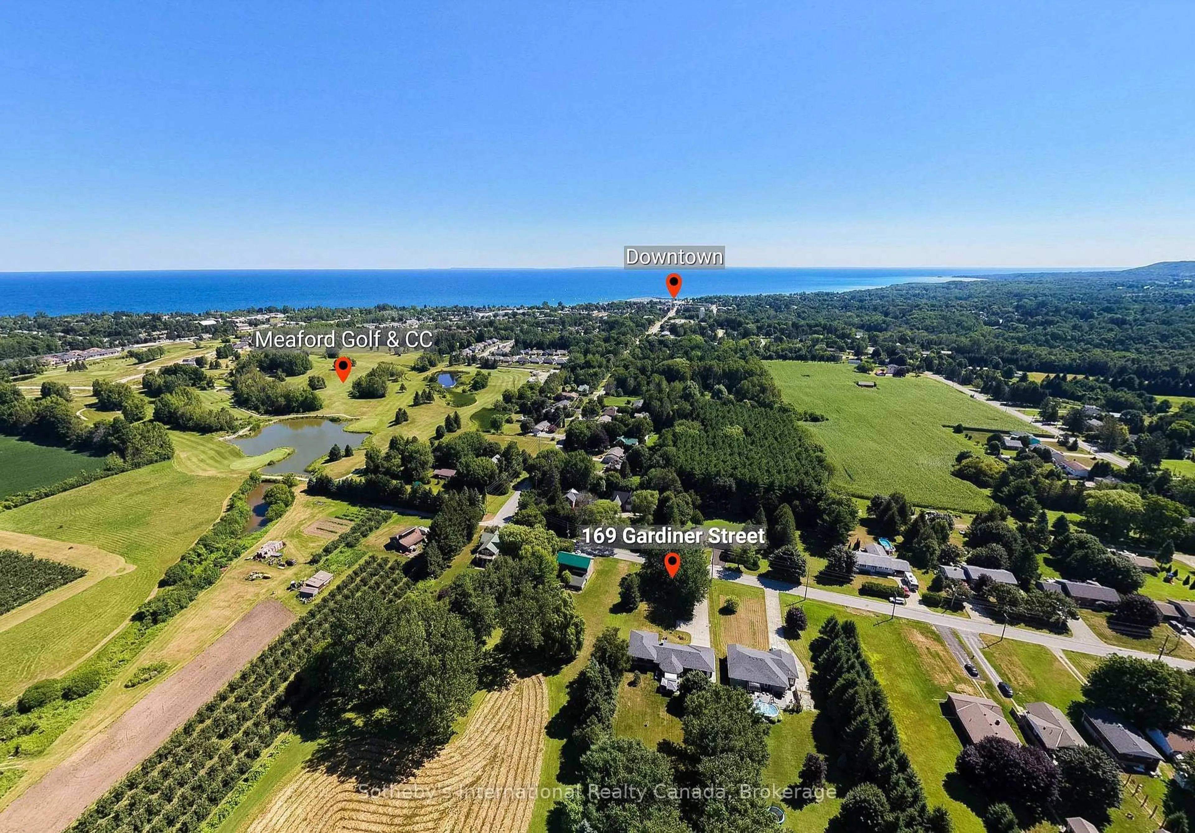 A pic from outside/outdoor area/front of a property/back of a property/a pic from drone, water/lake/river/ocean view for 169 Gardiner St, Meaford Ontario N4L 1W6