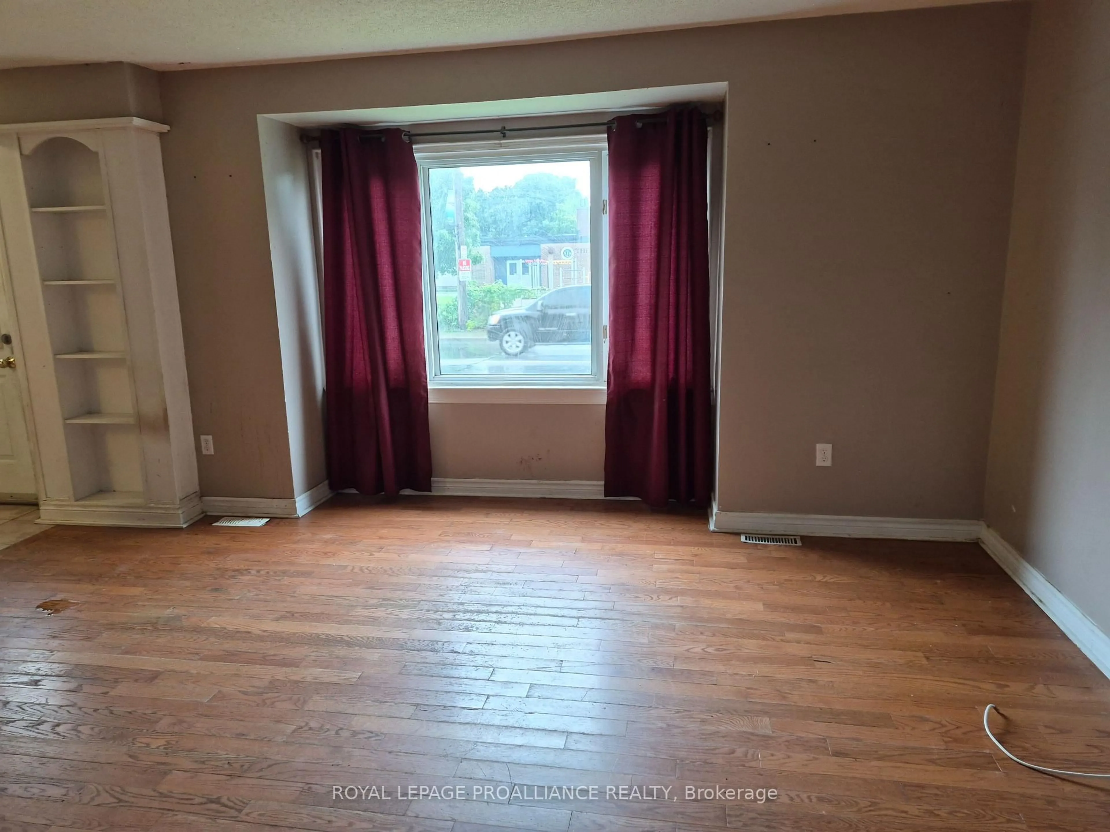 A pic of a room for 519 Edward St, Prescott Ontario K0E 1T0