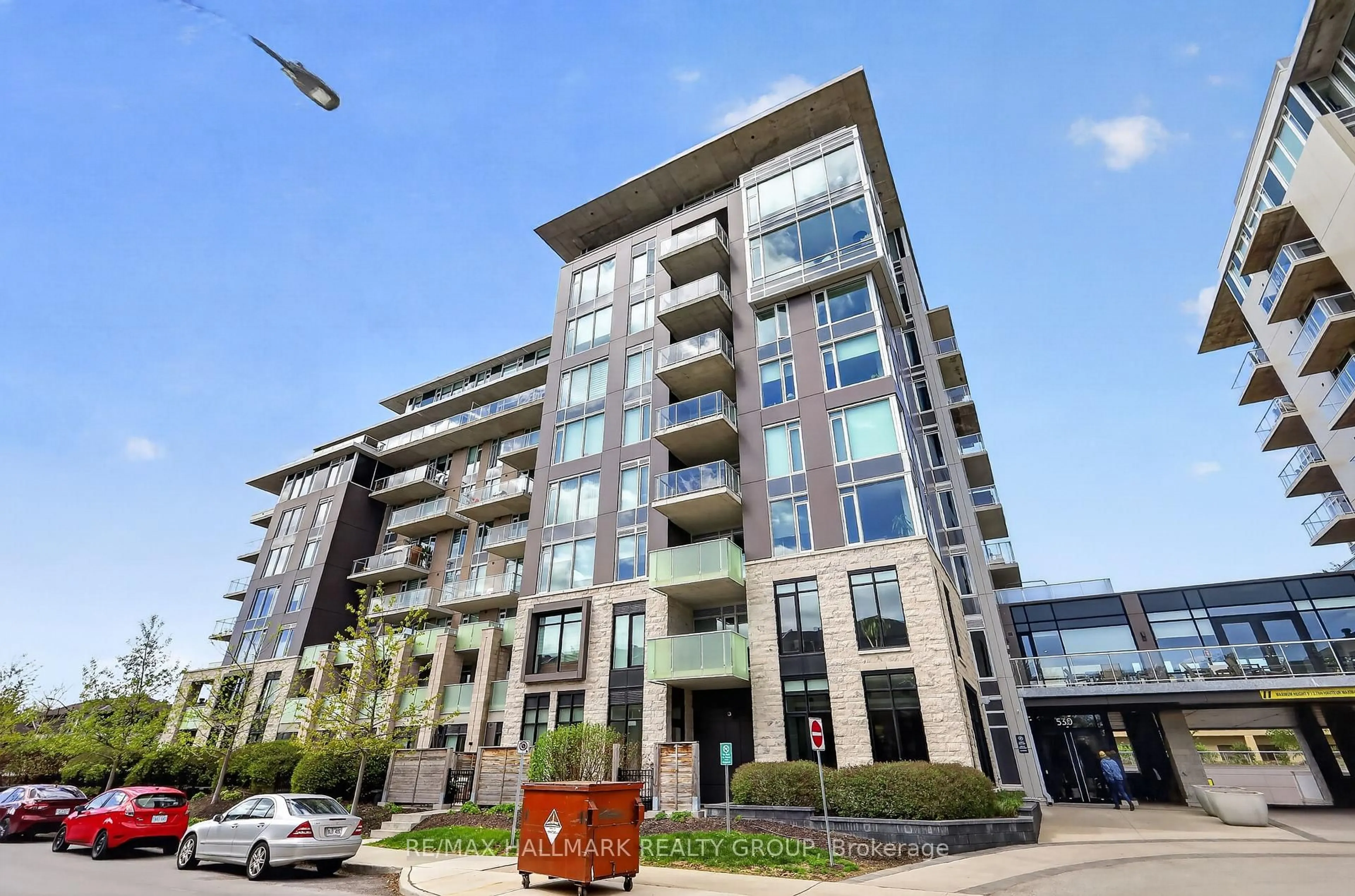 Unknown for 530 De Mazenod Ave #502, Ottawa Ontario K1S 5W8