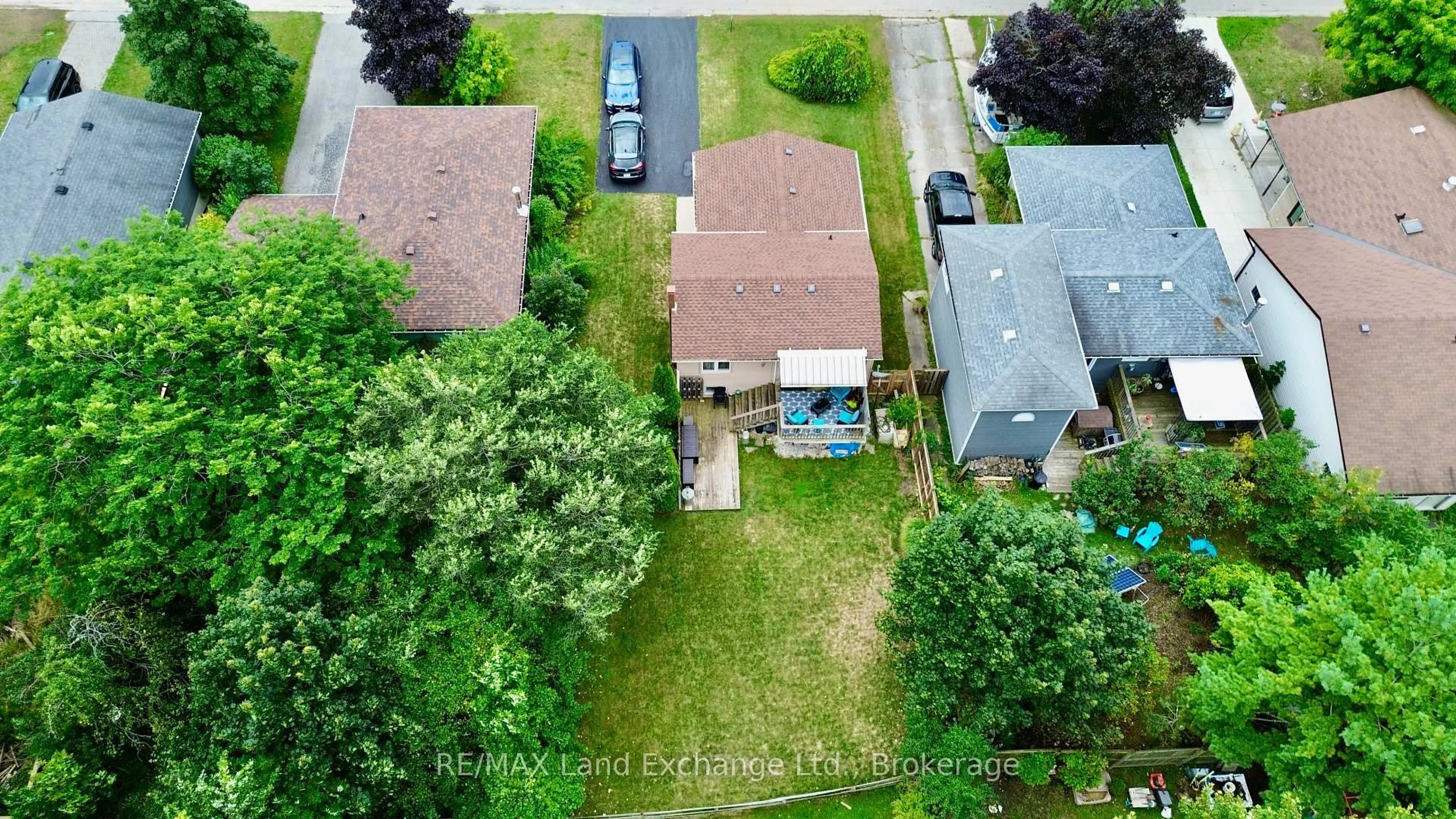 A pic from outside/outdoor area/front of a property/back of a property/a pic from drone, street for 739 Palmateer Dr, Kincardine Ontario N2Z 1R8