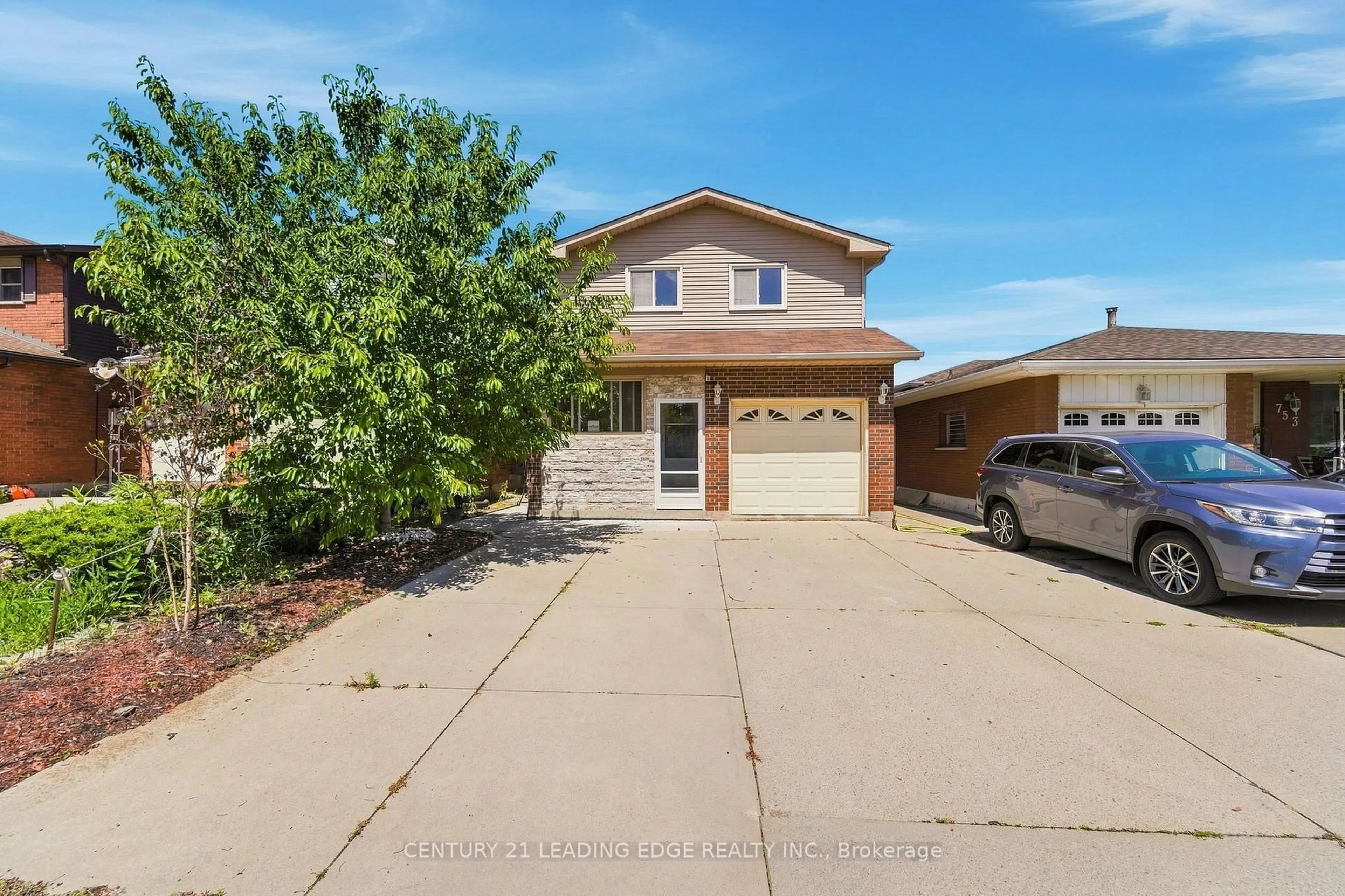 Unknown for 749 Stone Church Rd, Hamilton Ontario L8W 3G9