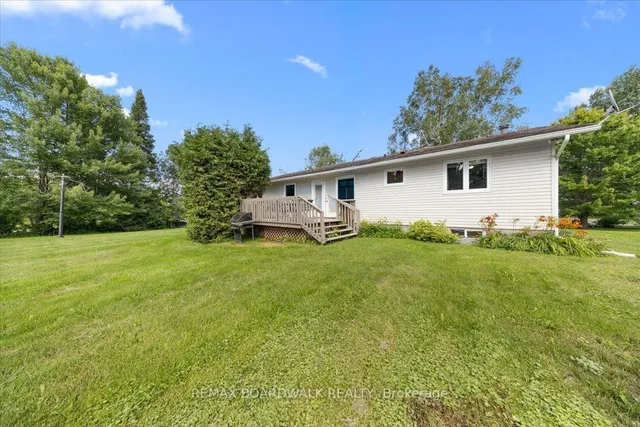 201 Linda Loop, Kinburn 3