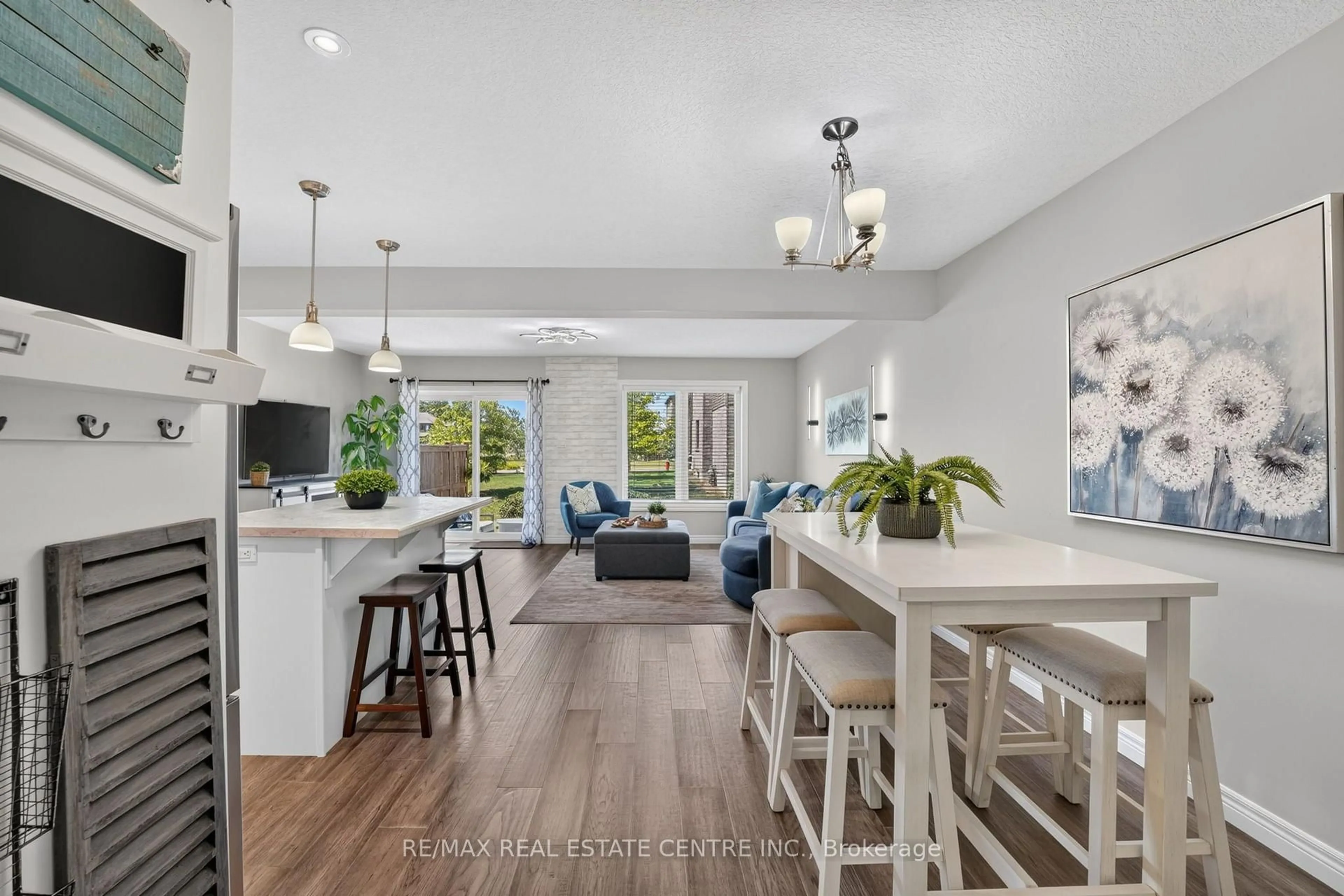 Open concept kitchen, unknown for 25 Lawson St, East Luther Grand Valley Ontario L9W 7P1