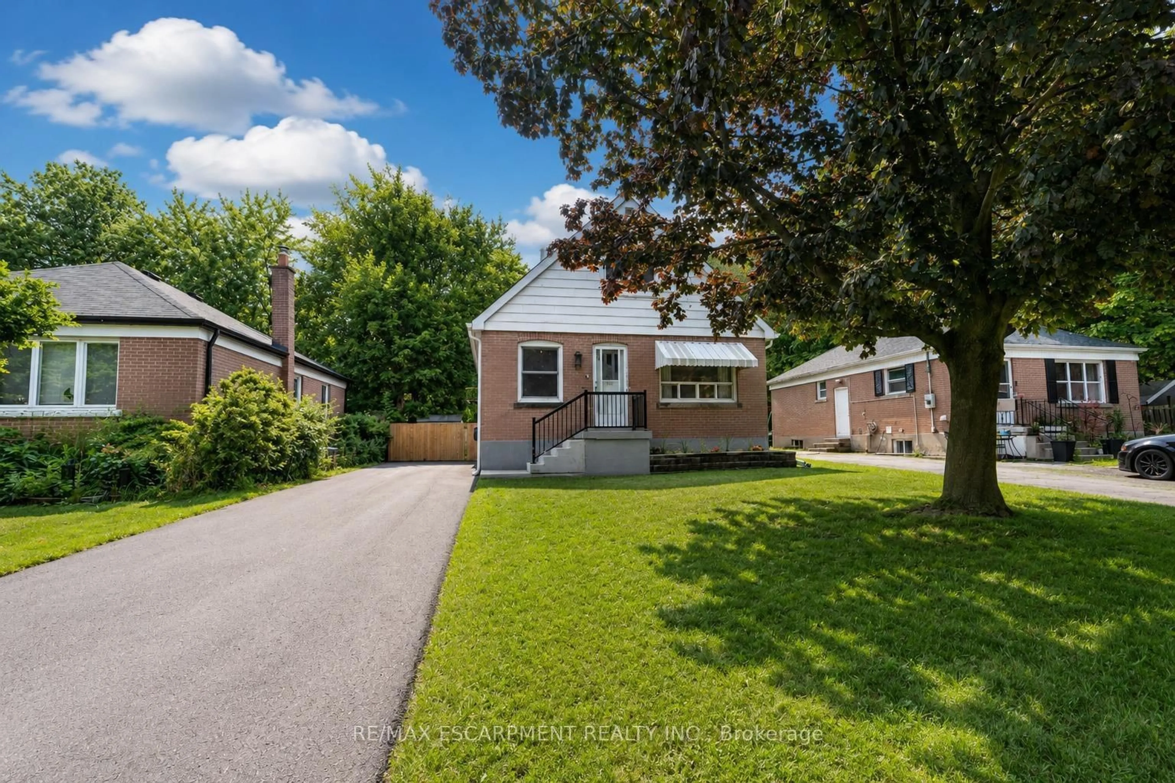 Unknown for 365 East 22nd St, Hamilton Ontario L8V 2W3