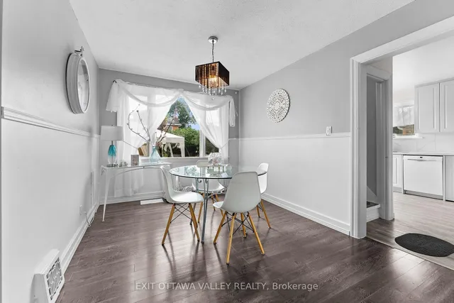 500 DOMINION St, Renfrew 5