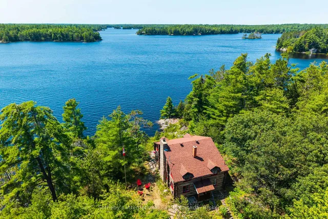 1 Island 29kl Kahshe Lake - Cooee Island, Gravenhurst 4