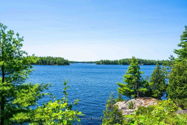 1 Island 29kl Kahshe Lake - Cooee Island, Gravenhurst 5