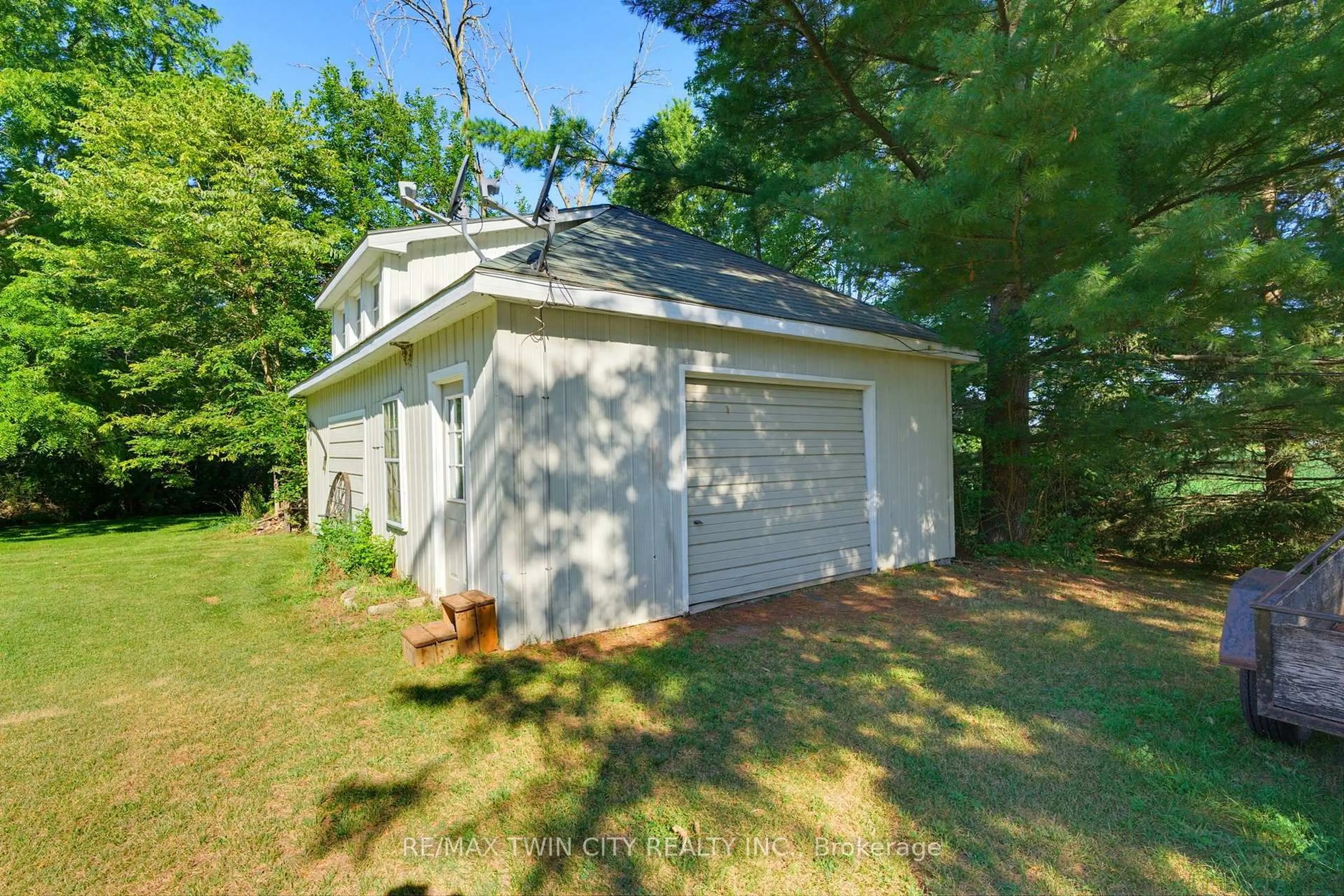 Shed for 321 Pinehurst Rd, Brant Ontario N3L 3E2