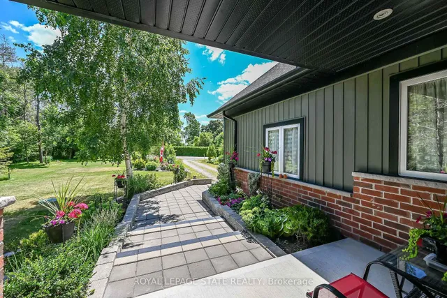 741 South Coast Dr, Haldimand 3