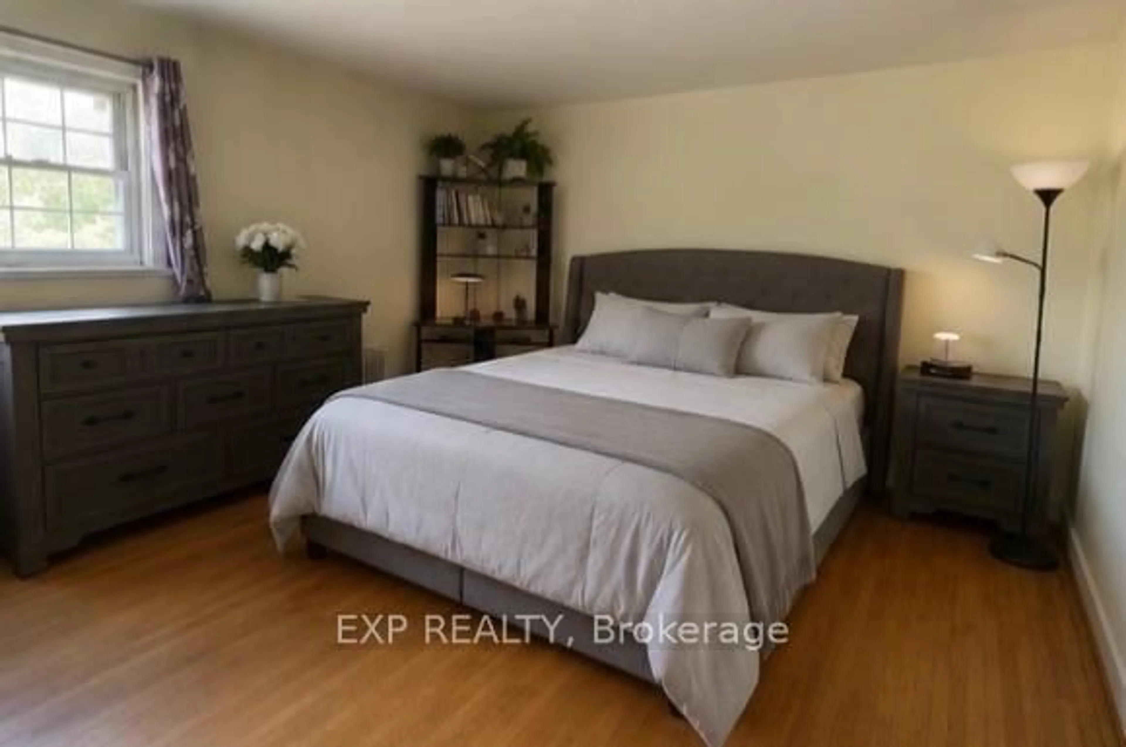 Bedroom with bed, wood/laminate floor for 16 CIVIC St, Killaloe Ontario K0J 2A0
