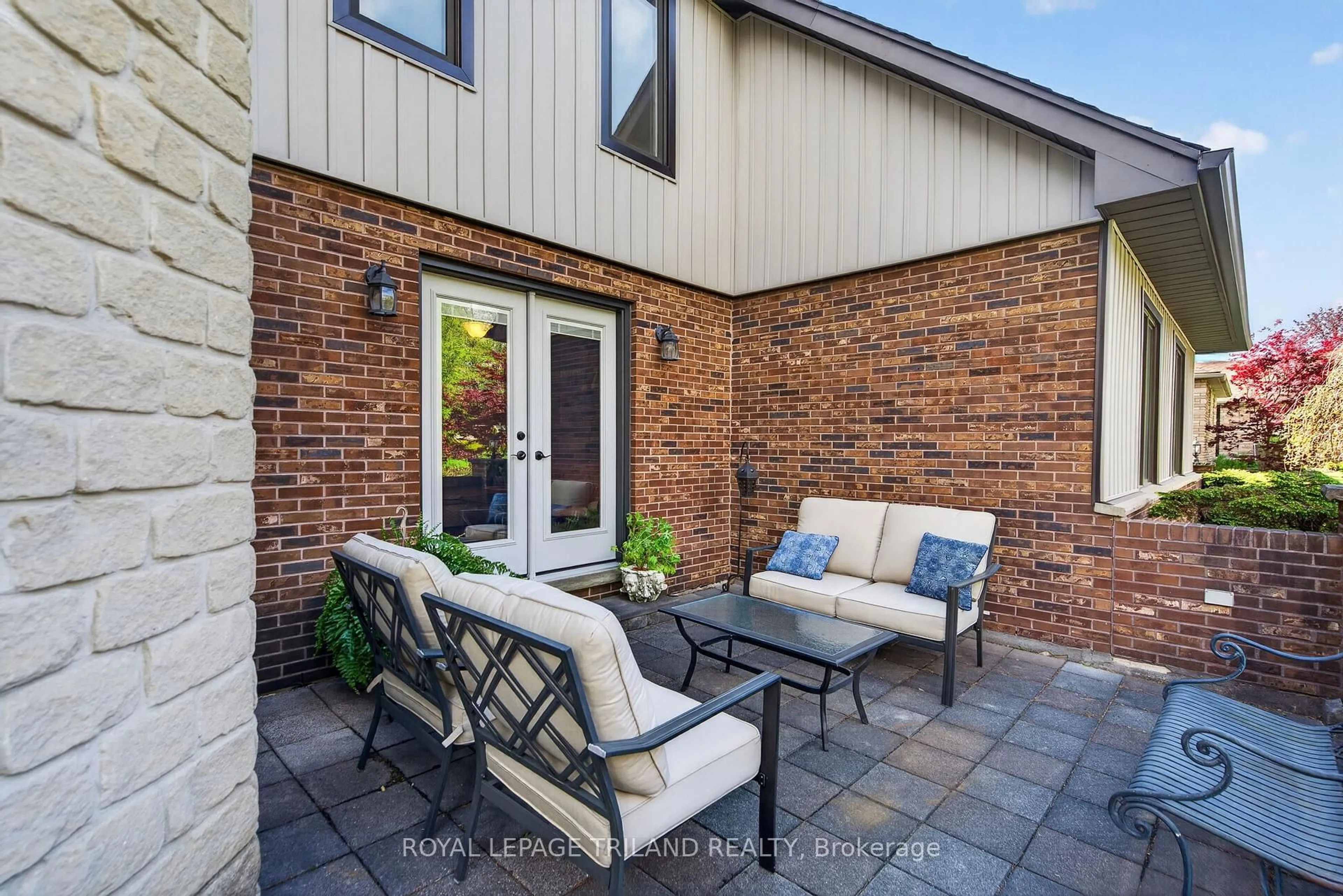 Unknown for 83 BLACKBURN Cres, Middlesex Centre Ontario N0L 1R0