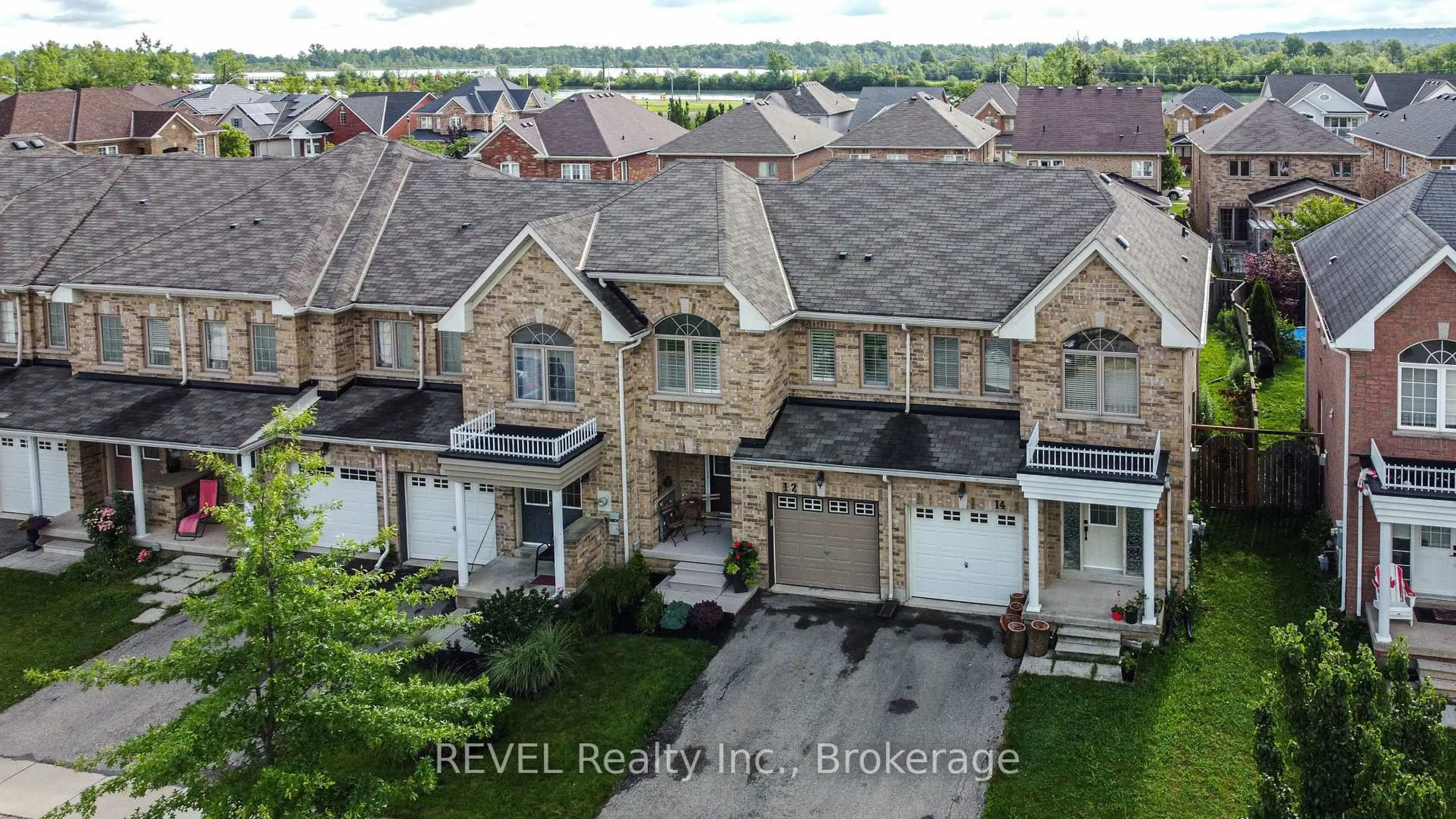 A pic from outside/outdoor area/front of a property/back of a property/a pic from drone, street for 12 Colonel Lyall St, St. Catharines Ontario L2P 0B1