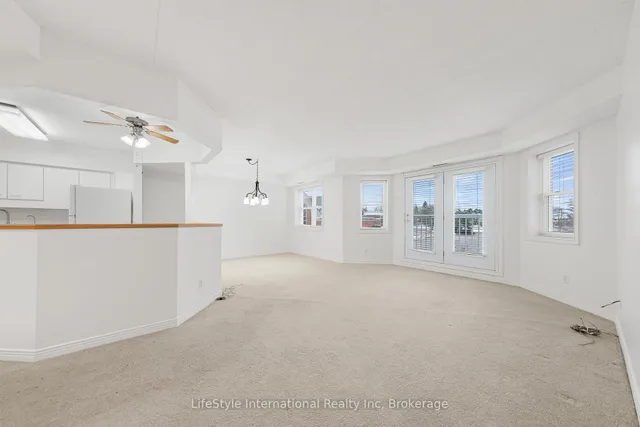 208 Silvercreek Pkwy #205, Guelph 2