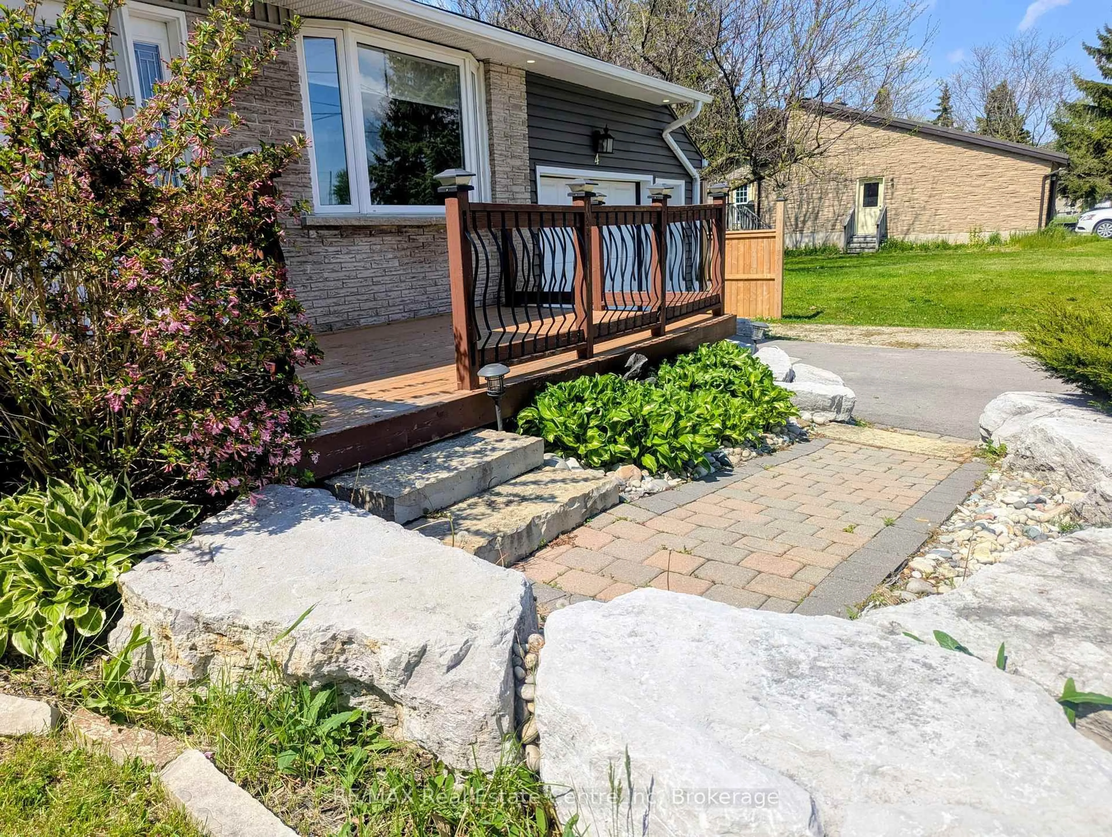 Patio, street for 4 First Line, Centre Wellington Ontario N0B 1S0