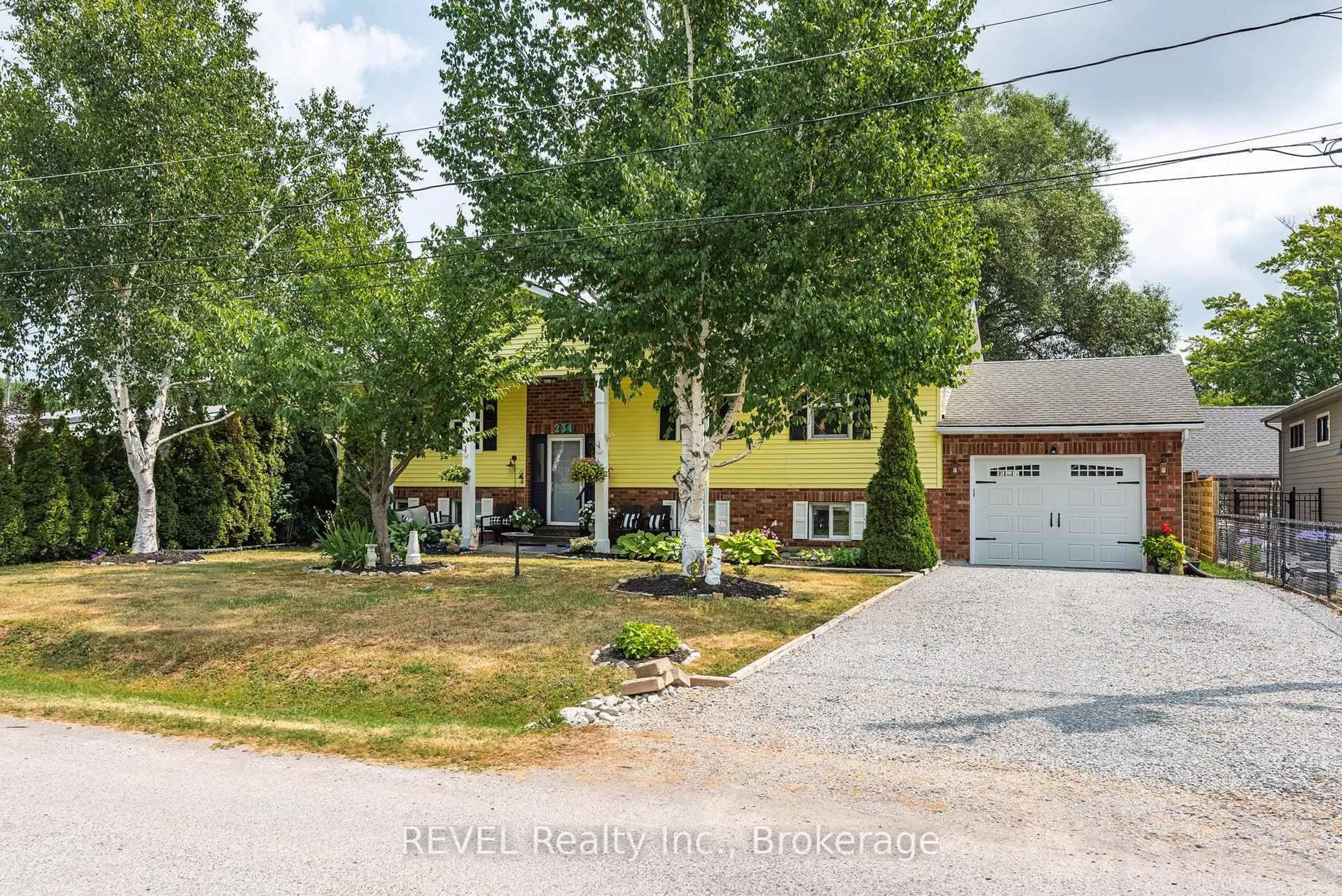 Home with brick exterior material, street for 234 Cherryhill Blvd, Fort Erie Ontario L0S 1B0
