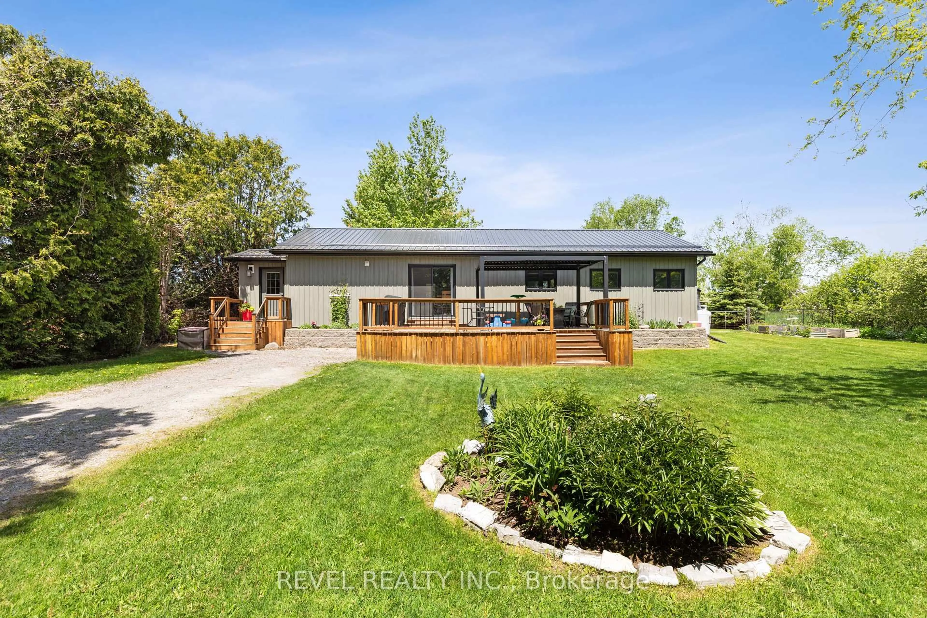 A pic from outside/outdoor area/front of a property/back of a property/a pic from drone, unknown for 122 Mcguire Beach Rd, Kawartha Lakes Ontario K0M 2B0
