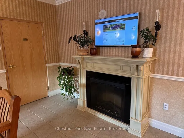 110 Steamship Bay Rd #601, Gravenhurst 4