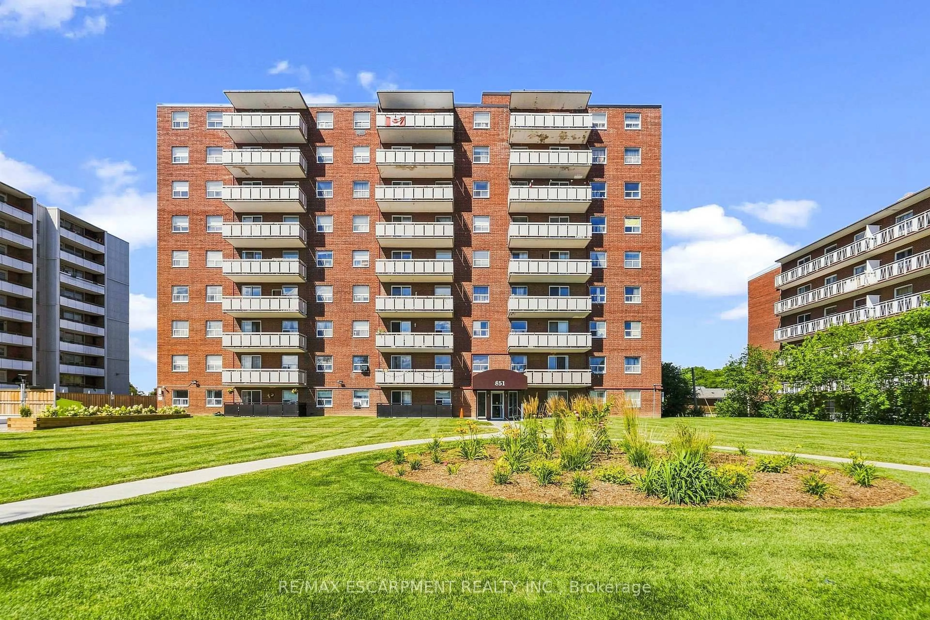 Home with brick exterior material, building for 851 Queenston Rd #202, Hamilton Ontario L8H 4X5