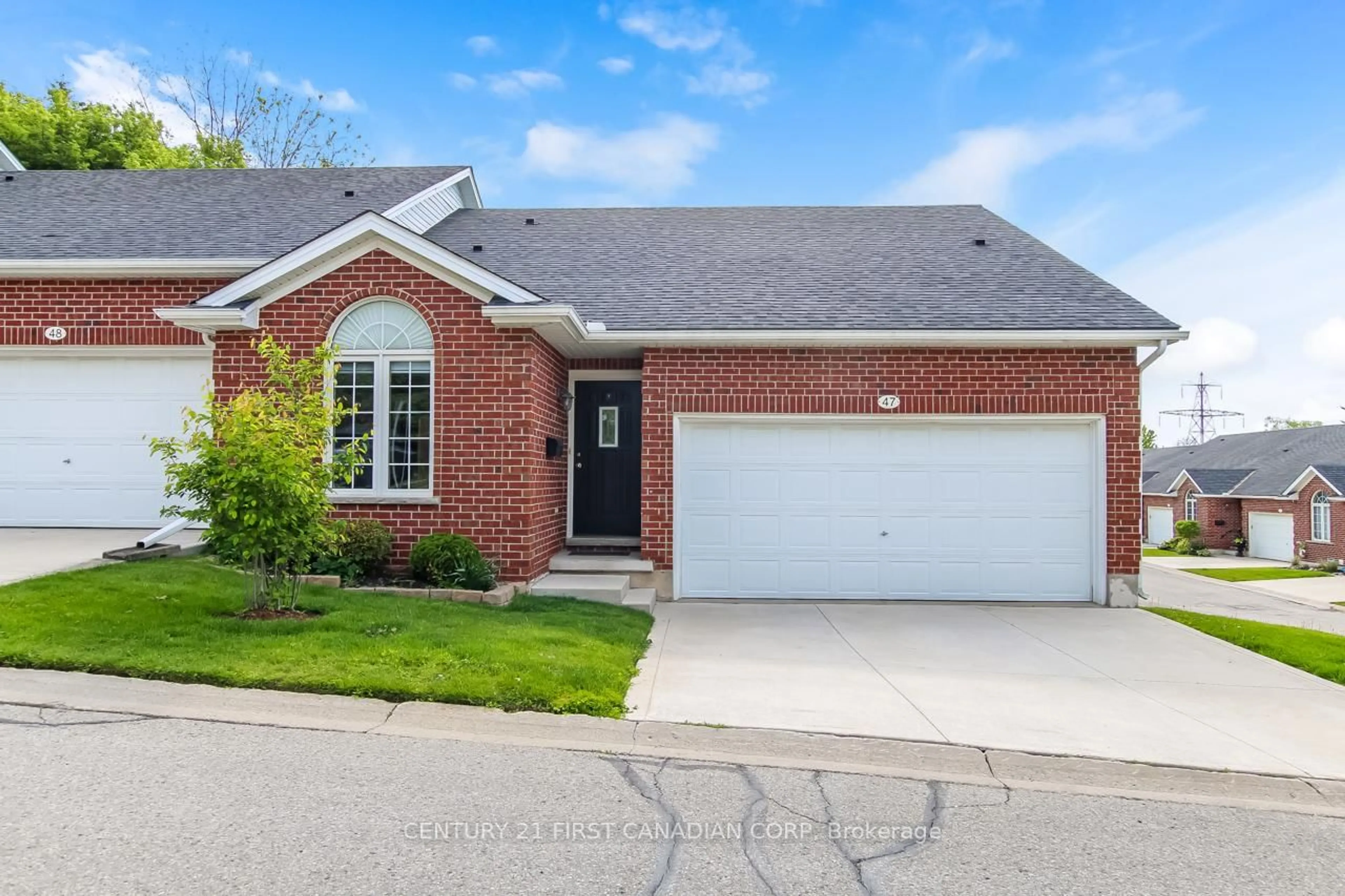 Home with brick exterior material, street for 1077 Hamilton Rd #47, London East Ontario N5W 6G3