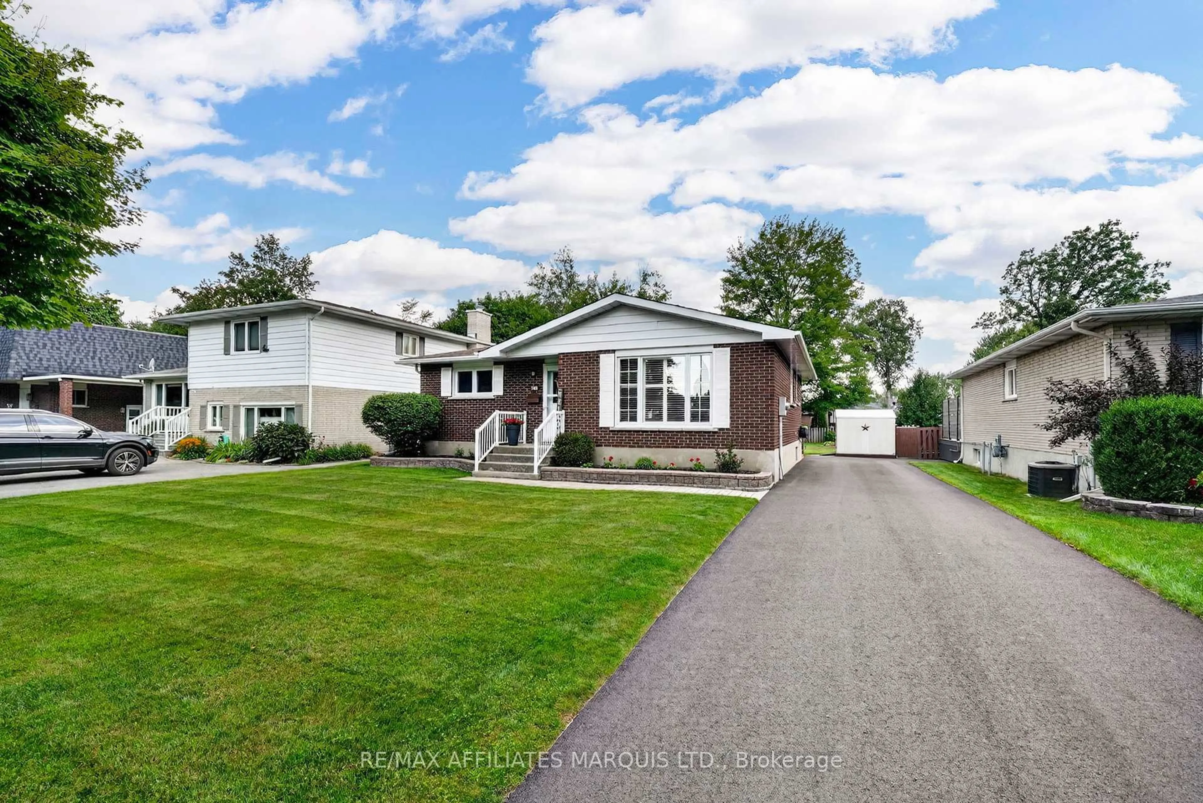 Home with vinyl exterior material, street for 748 Montcalm Crt, Cornwall Ontario K6H 6C3