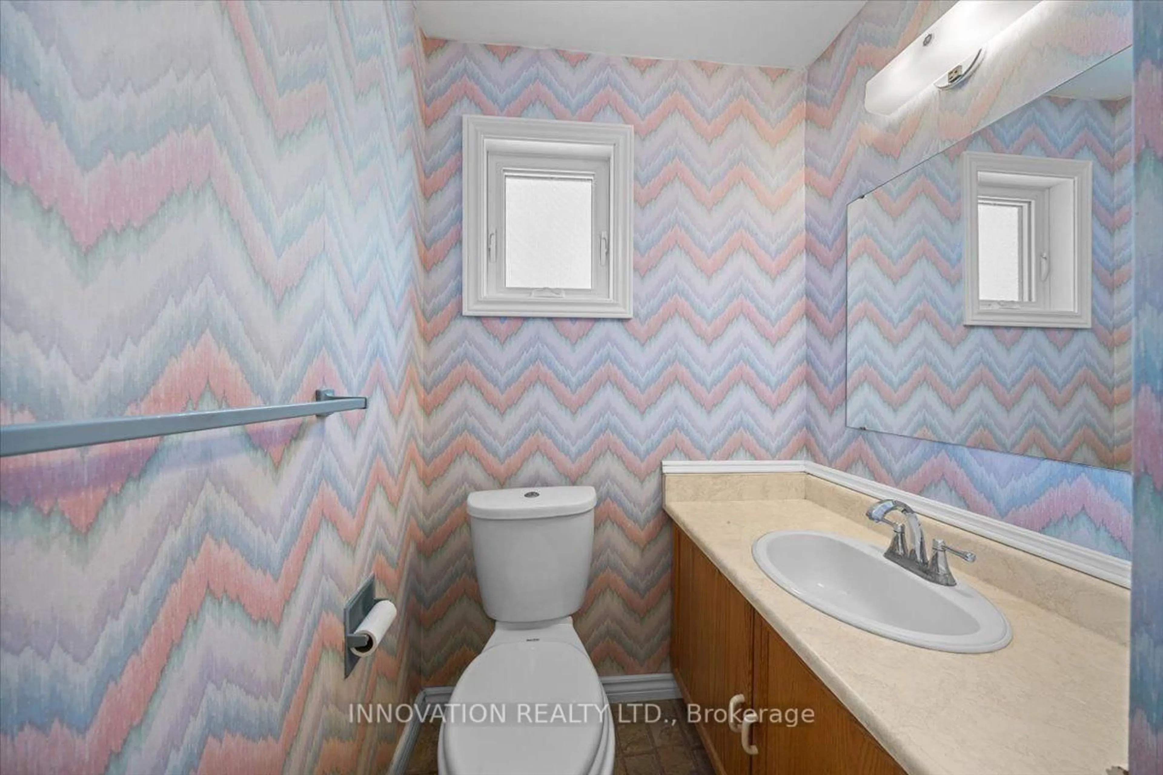 Standard bathroom, unknown for 23 Pheasant Run Dr, Ottawa Ontario K2J 2R3