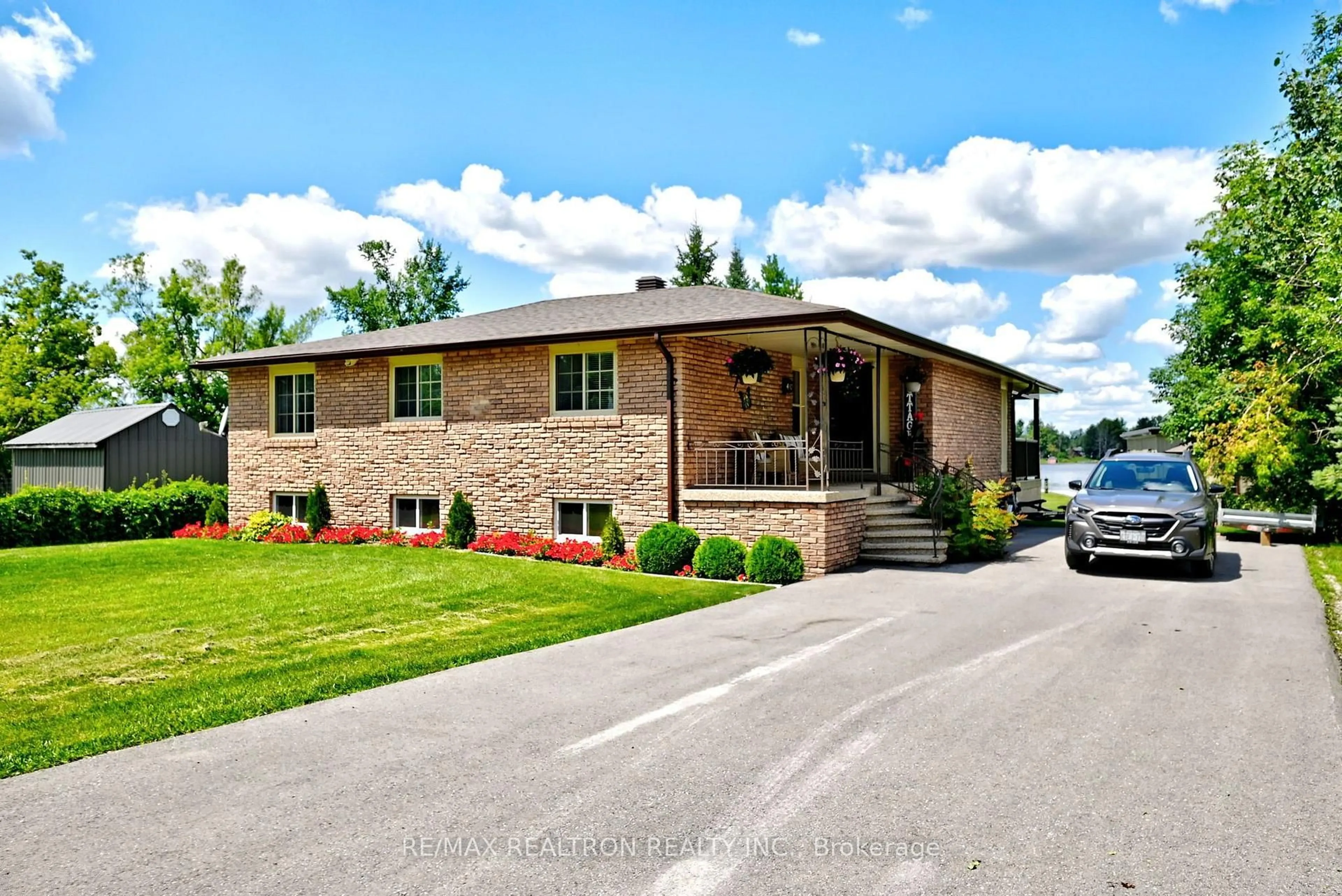 Home with brick exterior material, street for 53 Robinson Ave, Kawartha Lakes Ontario K0M 2B0