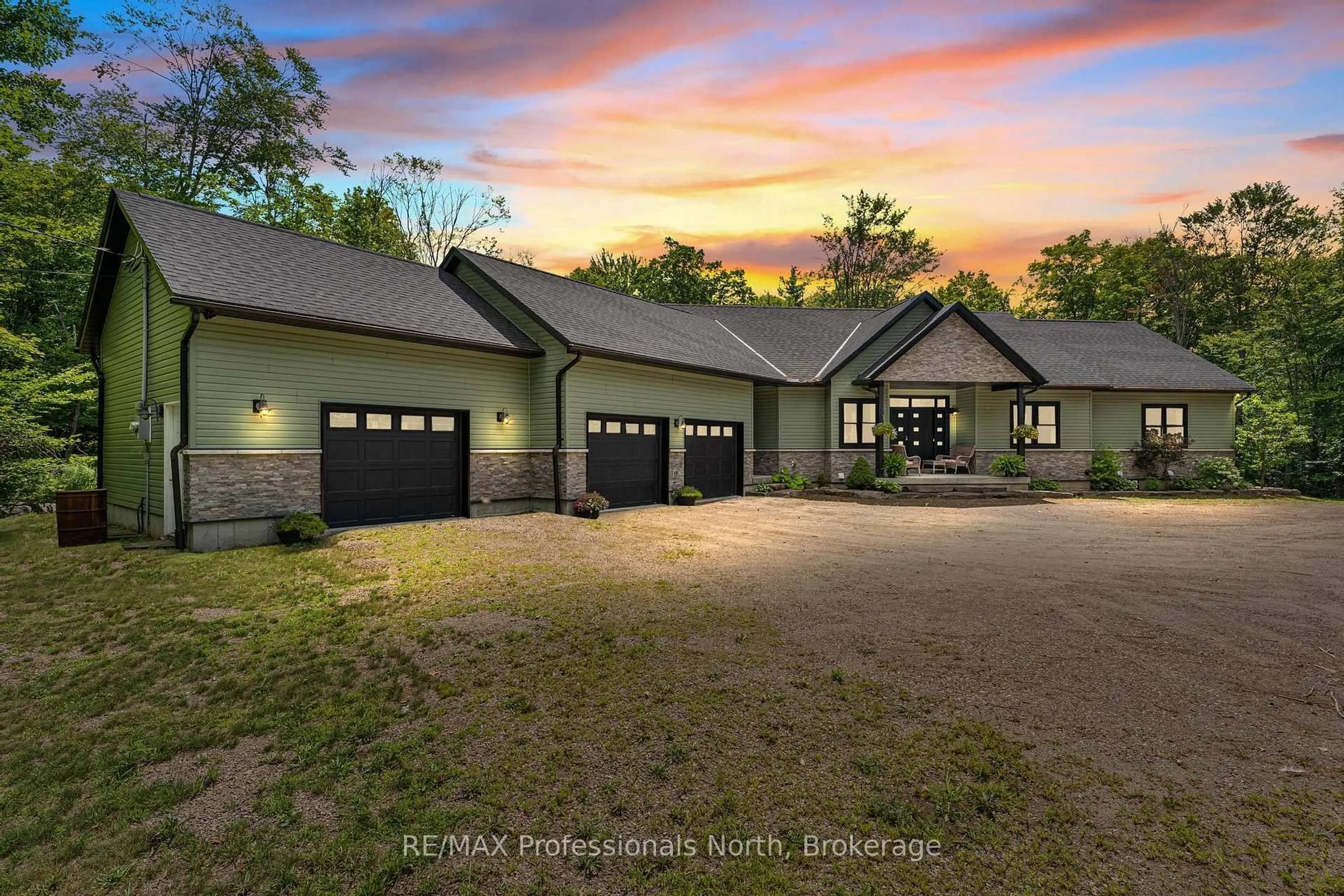 A pic from outside/outdoor area/front of a property/back of a property/a pic from drone, unknown for 1183 HAMILTON Rd, Minden Hills Ontario K0M 2K0